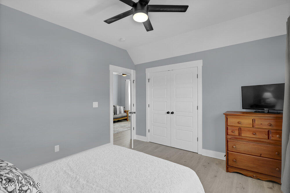 100539309 | Photo 25