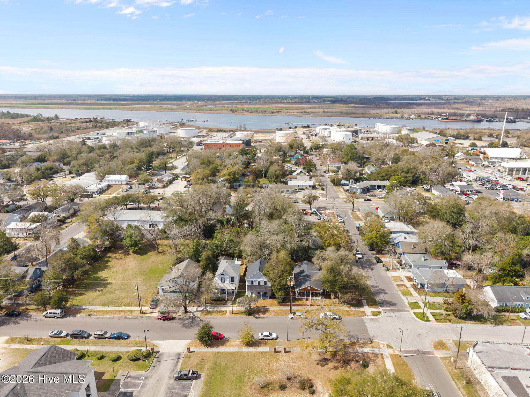 100556827 | Photo 39