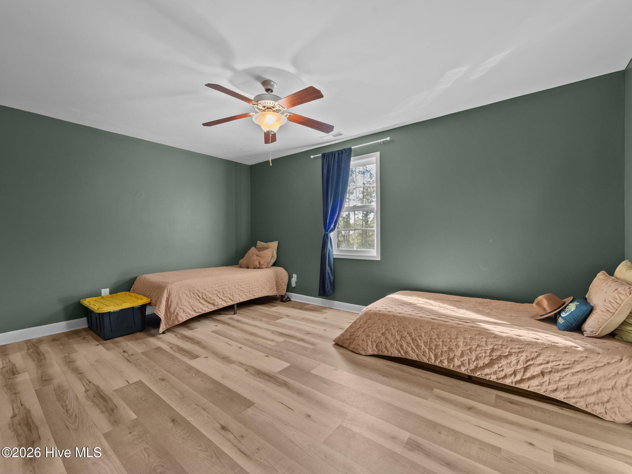 100547067 | Photo 36