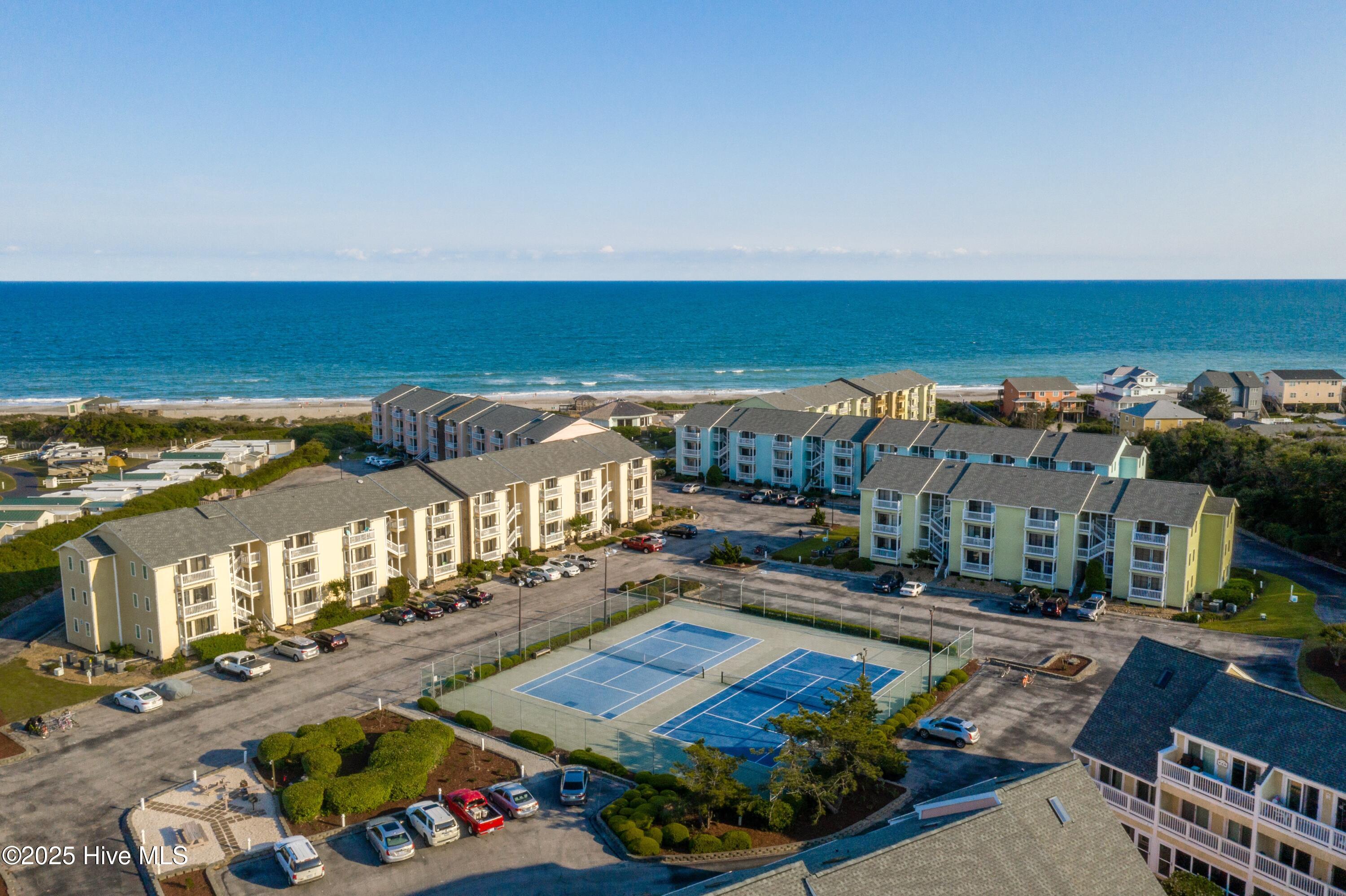 100536863 | Photo 68