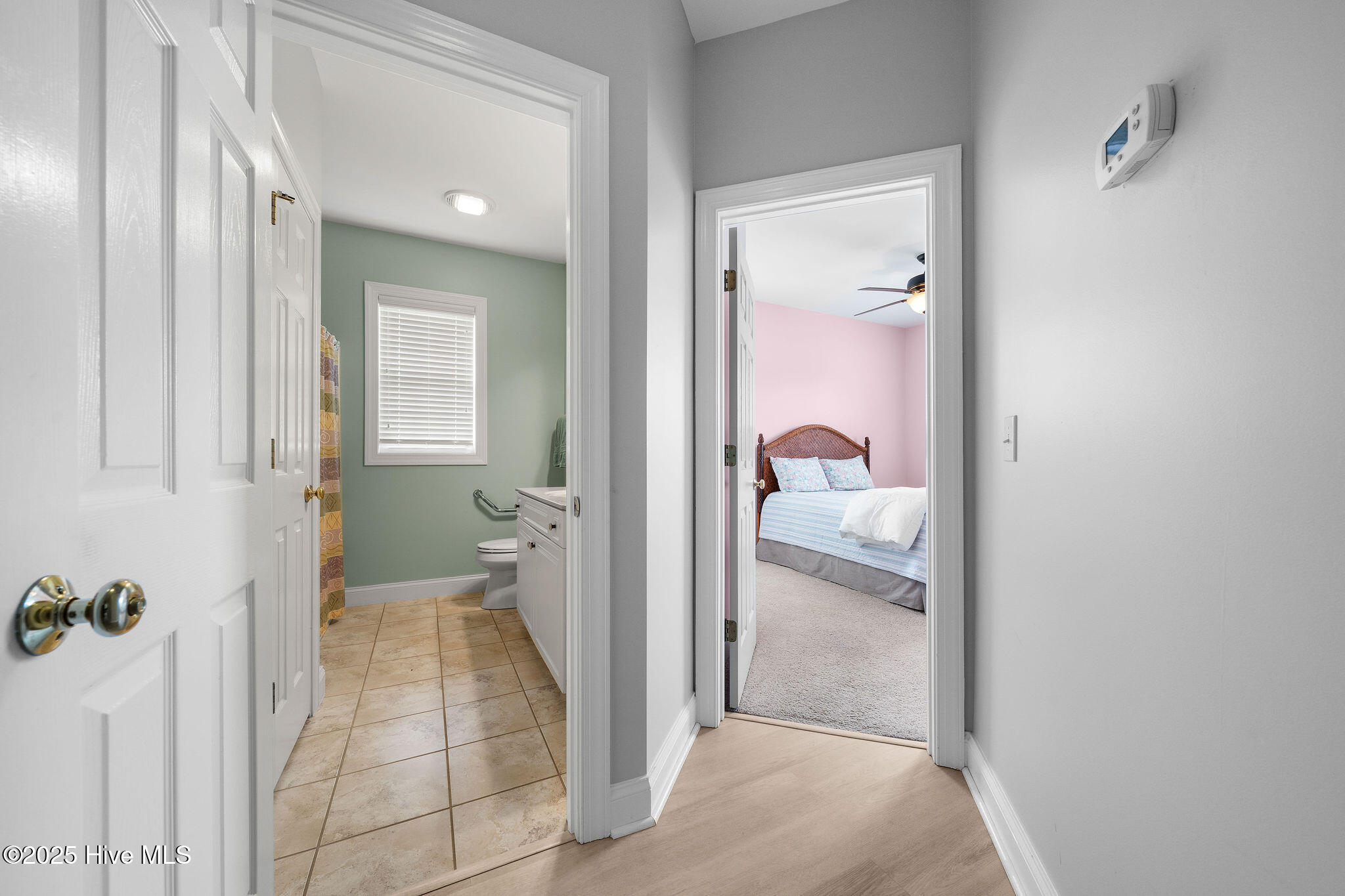 100524928 | Photo 28