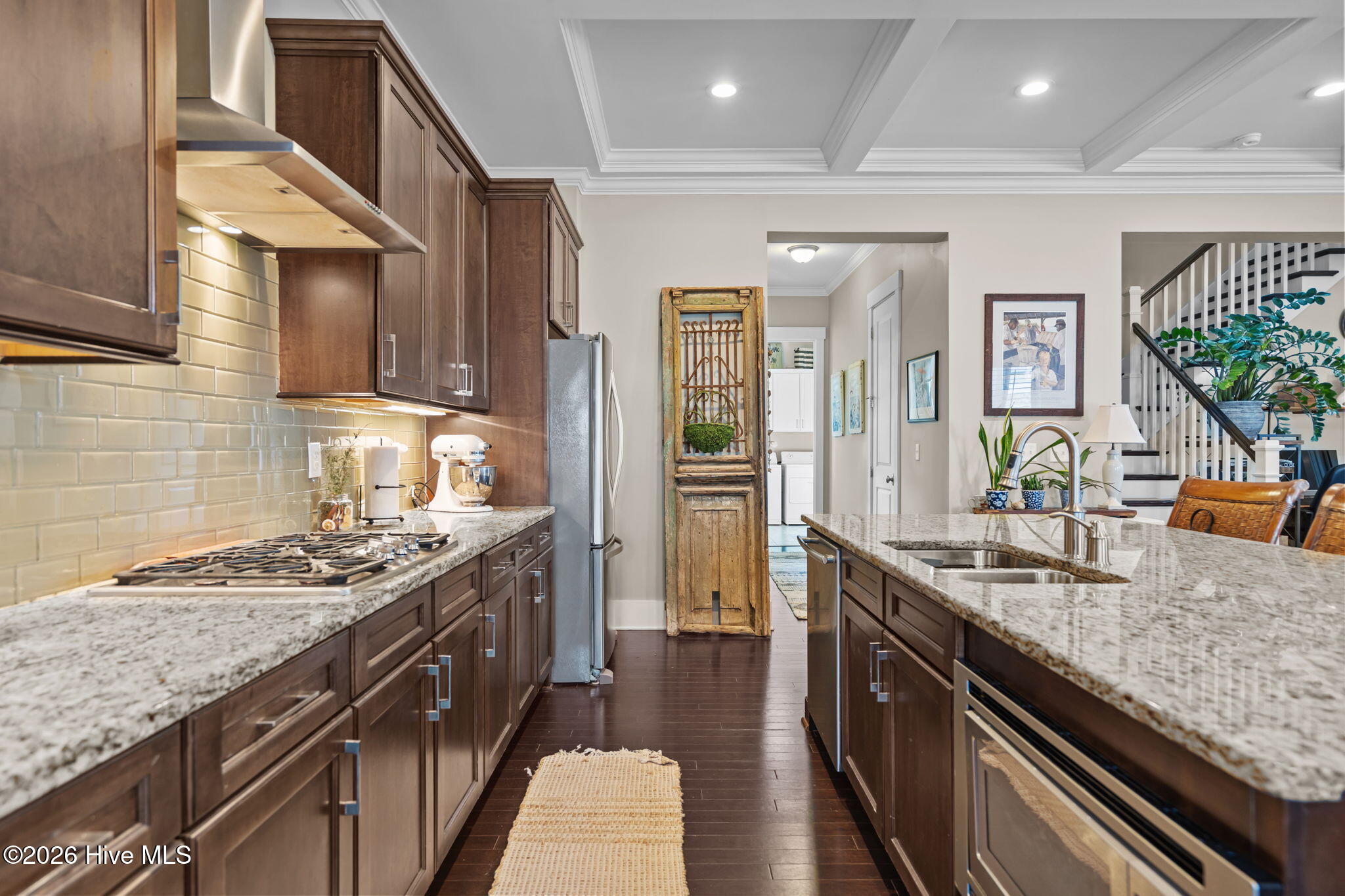 100547967 | Photo 17