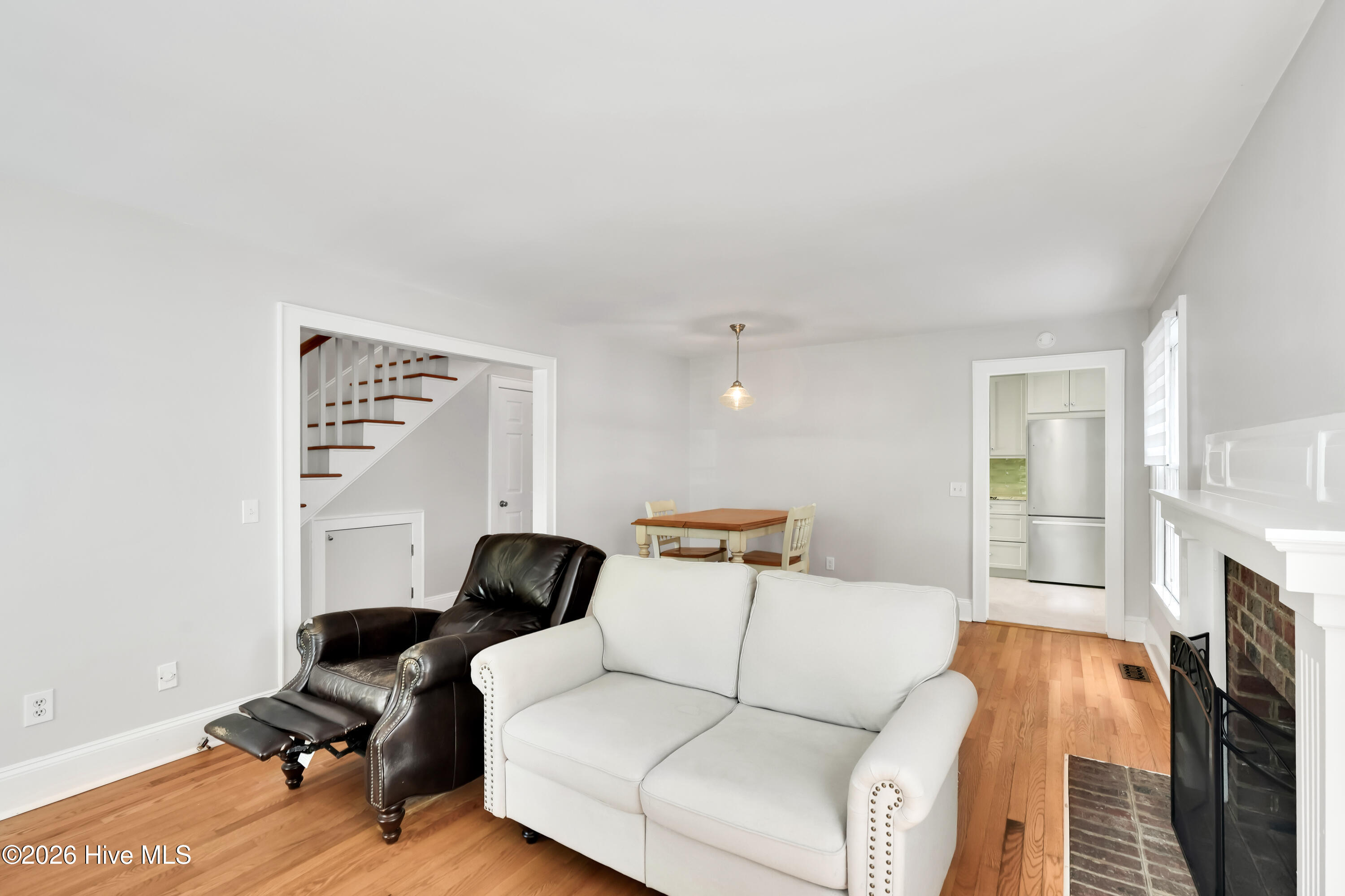 100564635 | Photo 11