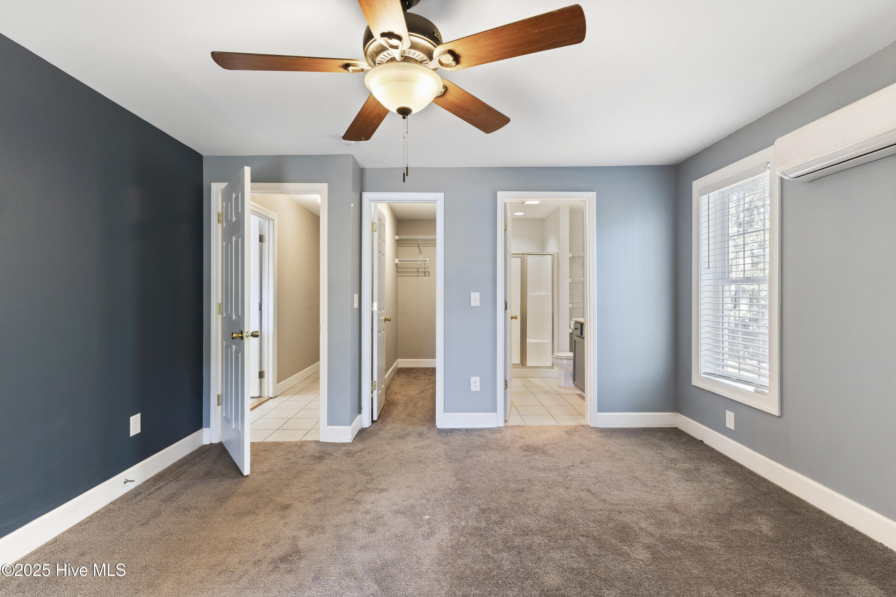 100484039 | Photo 19