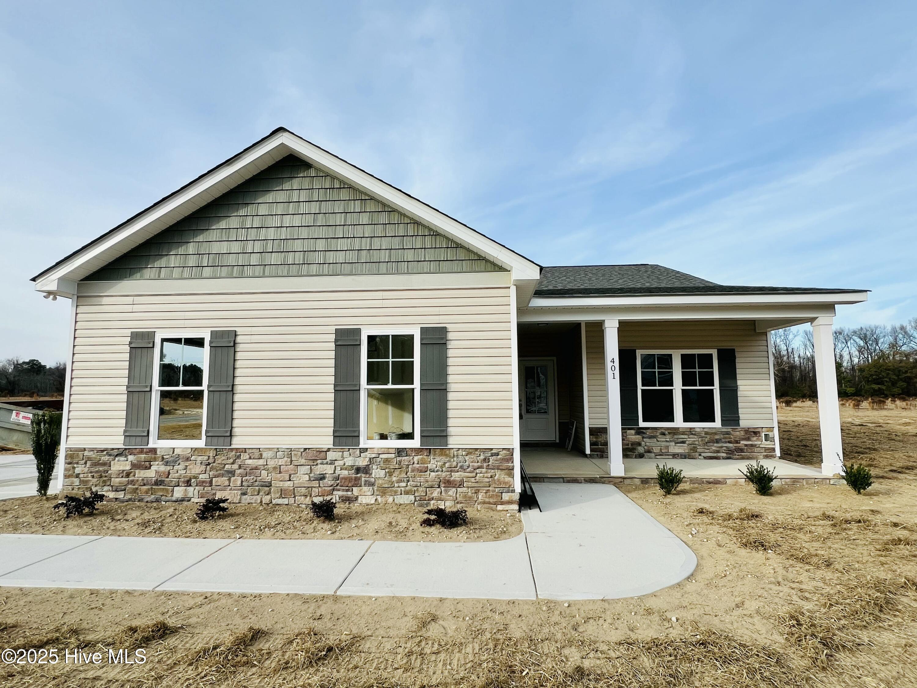 Homes for sale in Pikeville, NC | 401 Creeks Edge Dr, Pikeville, NC 27863 | MLS# 100534985