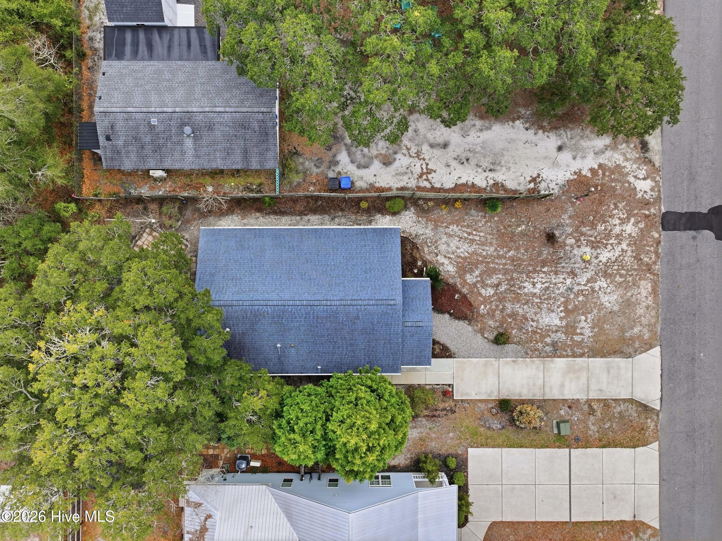 100552518 | Photo 44