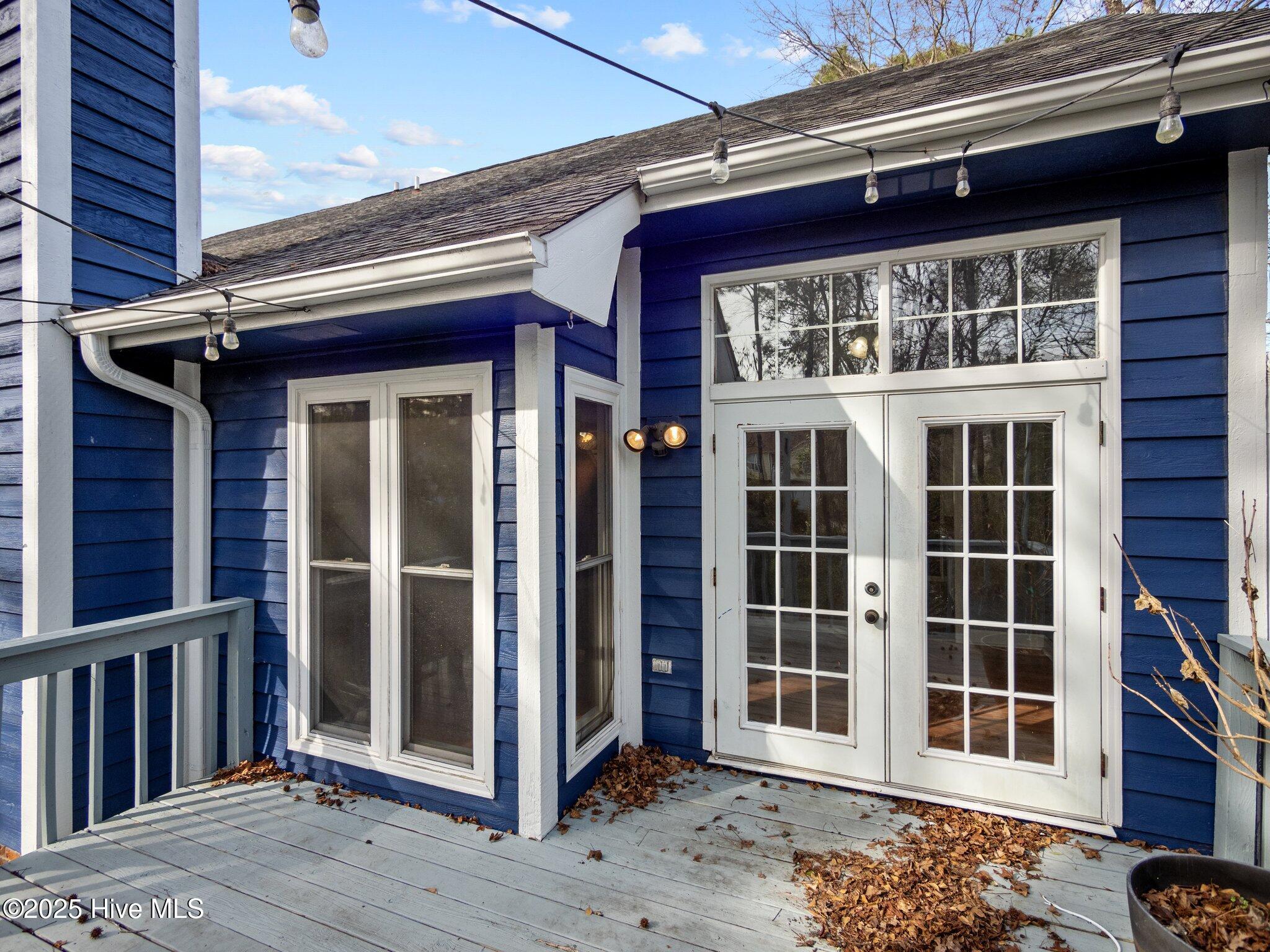 100559865 | Photo 25