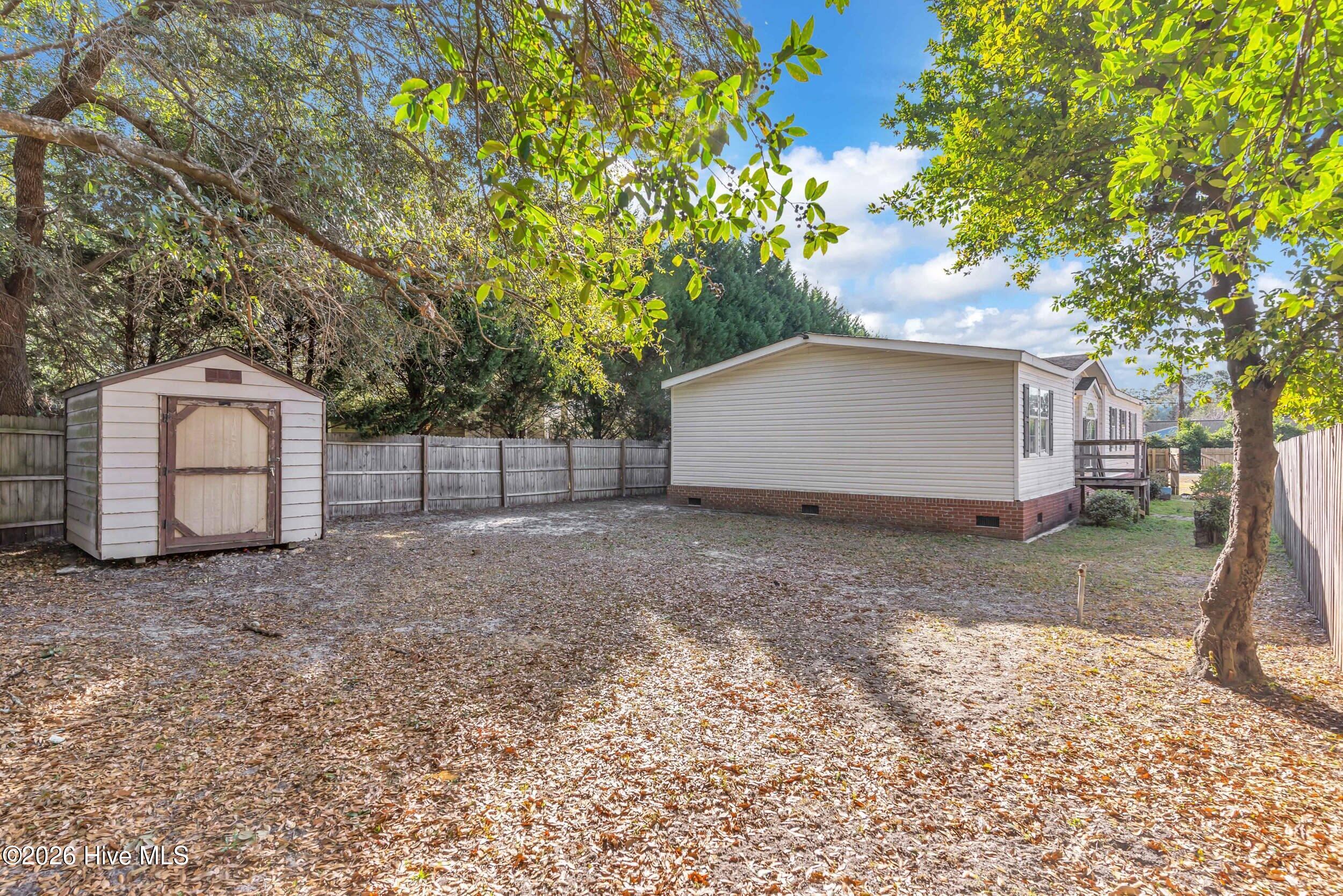 100550344 | Photo 32