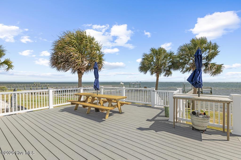173 Salter Drive,Newport