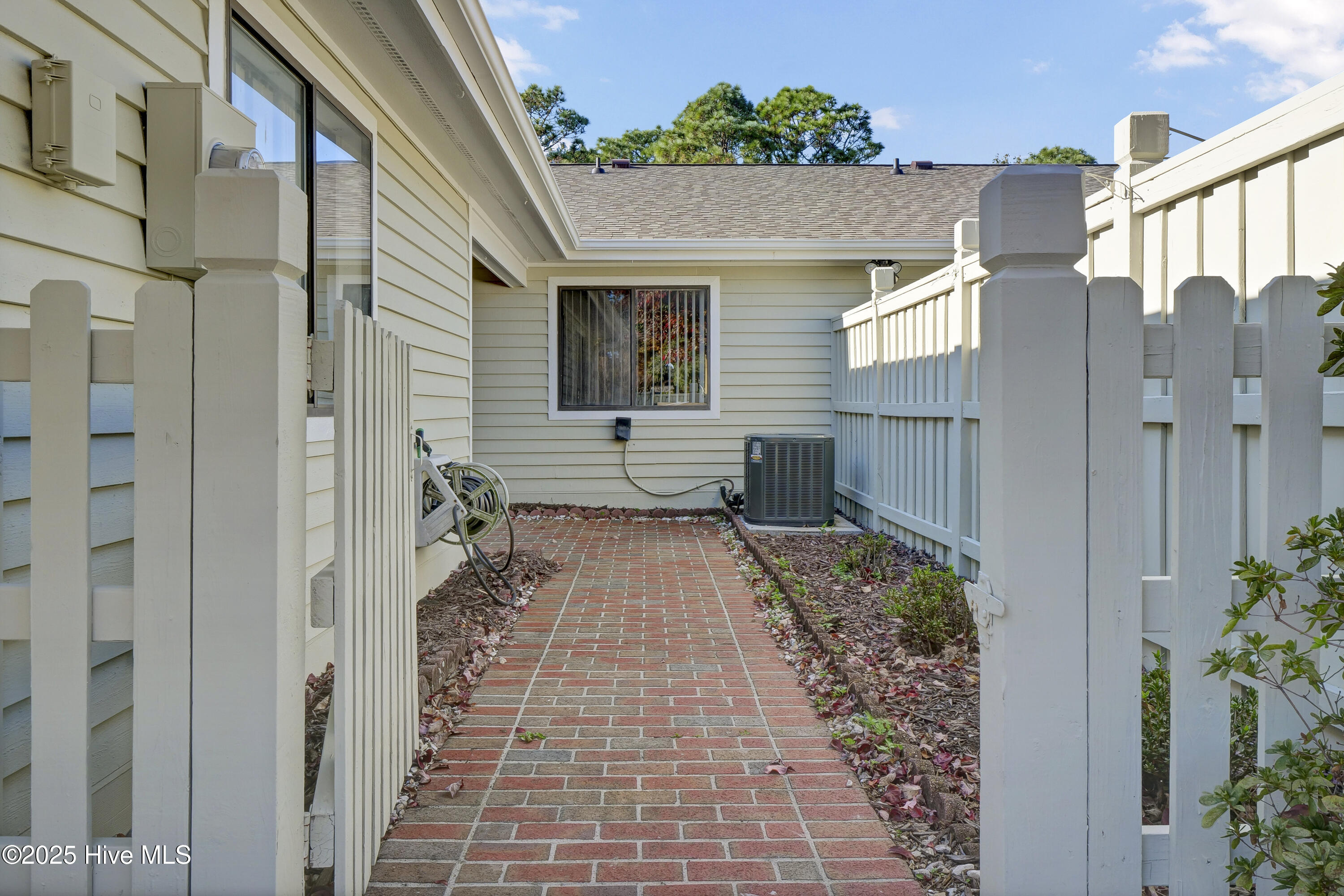 Homes for sale in Wilmington, NC | 6036 Inland Greens Dr, Wilmington, NC 28405 | MLS# 100540761