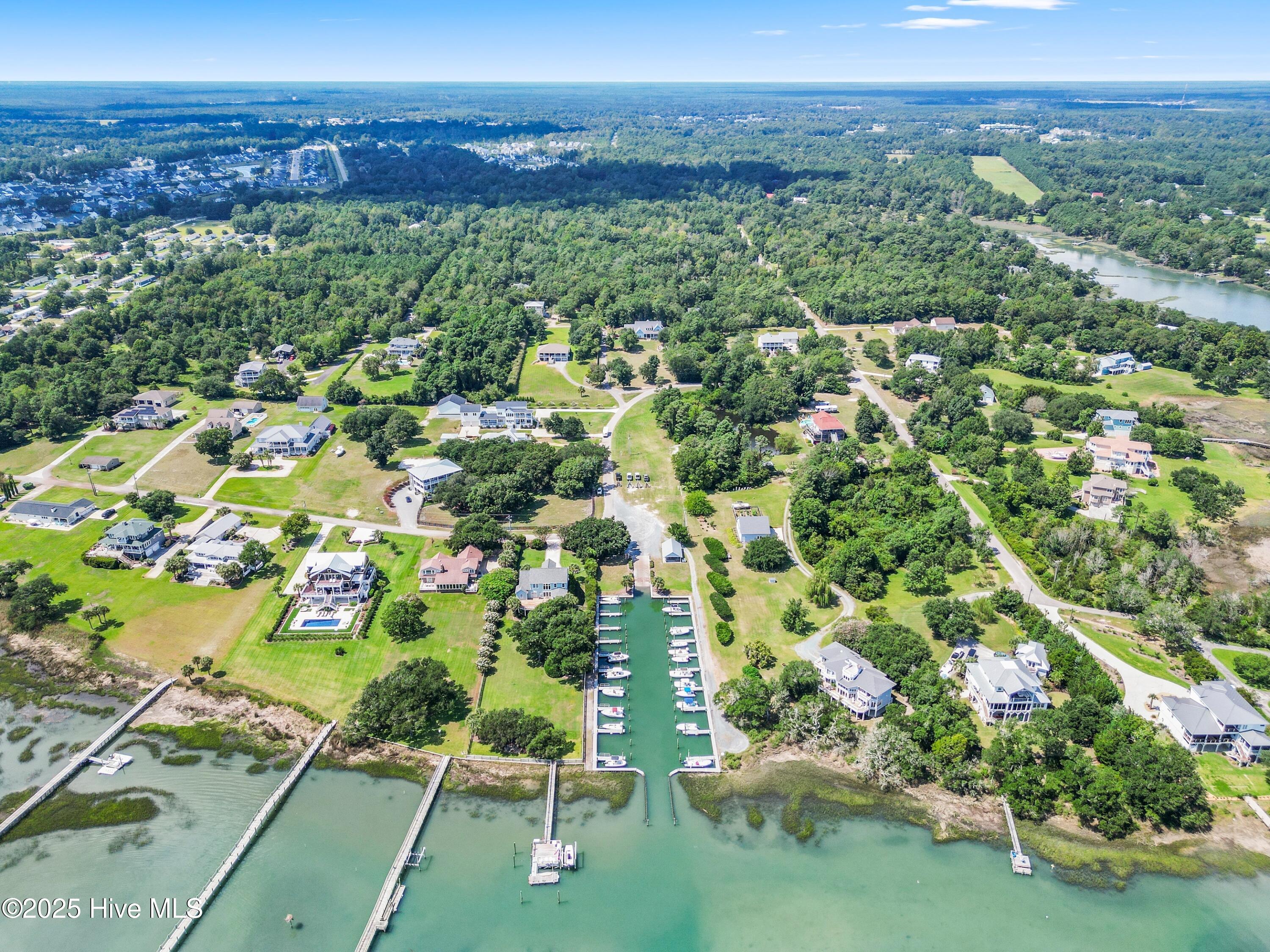 100528995 | Photo 13