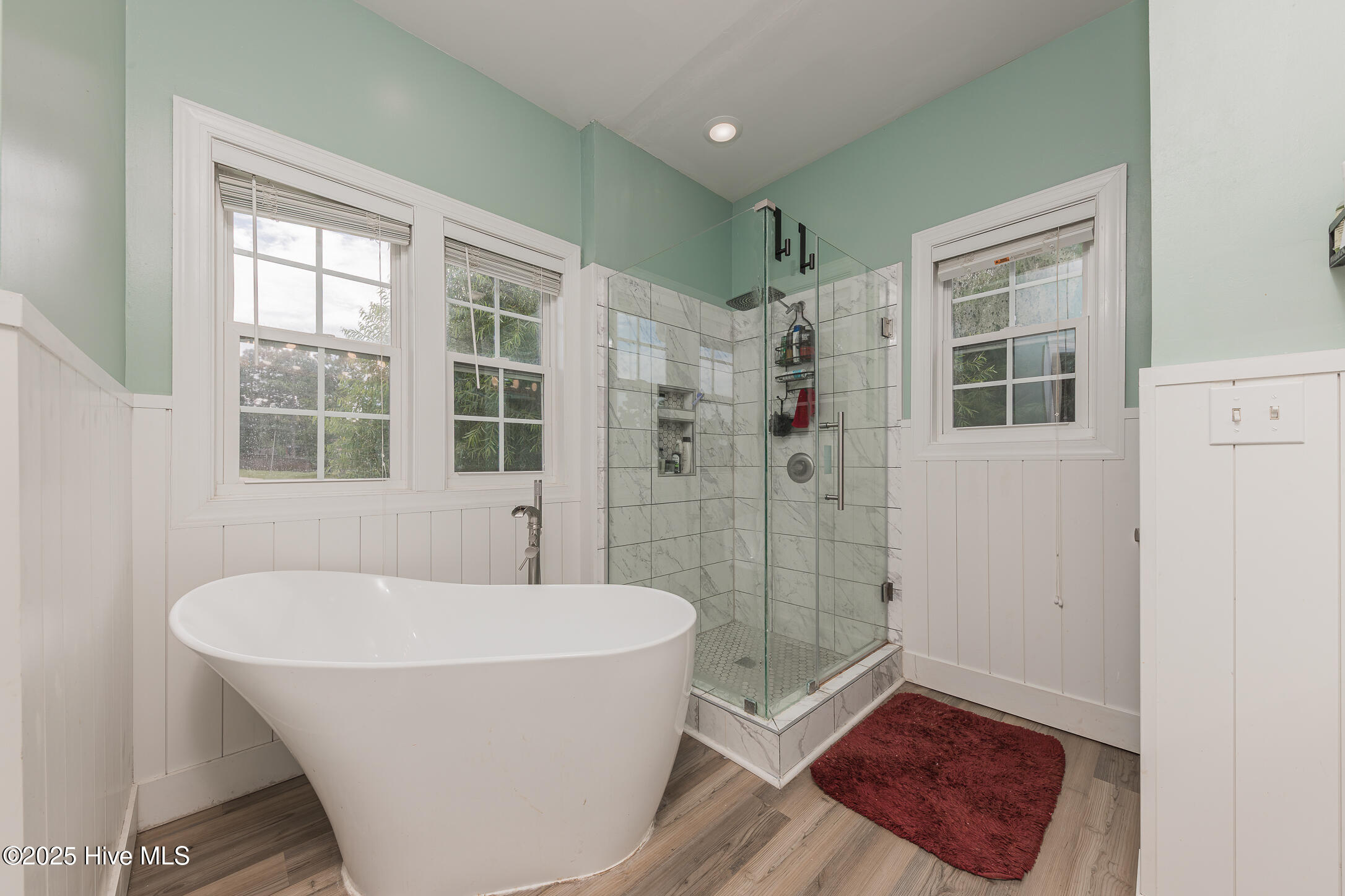 100525059 | Photo 16