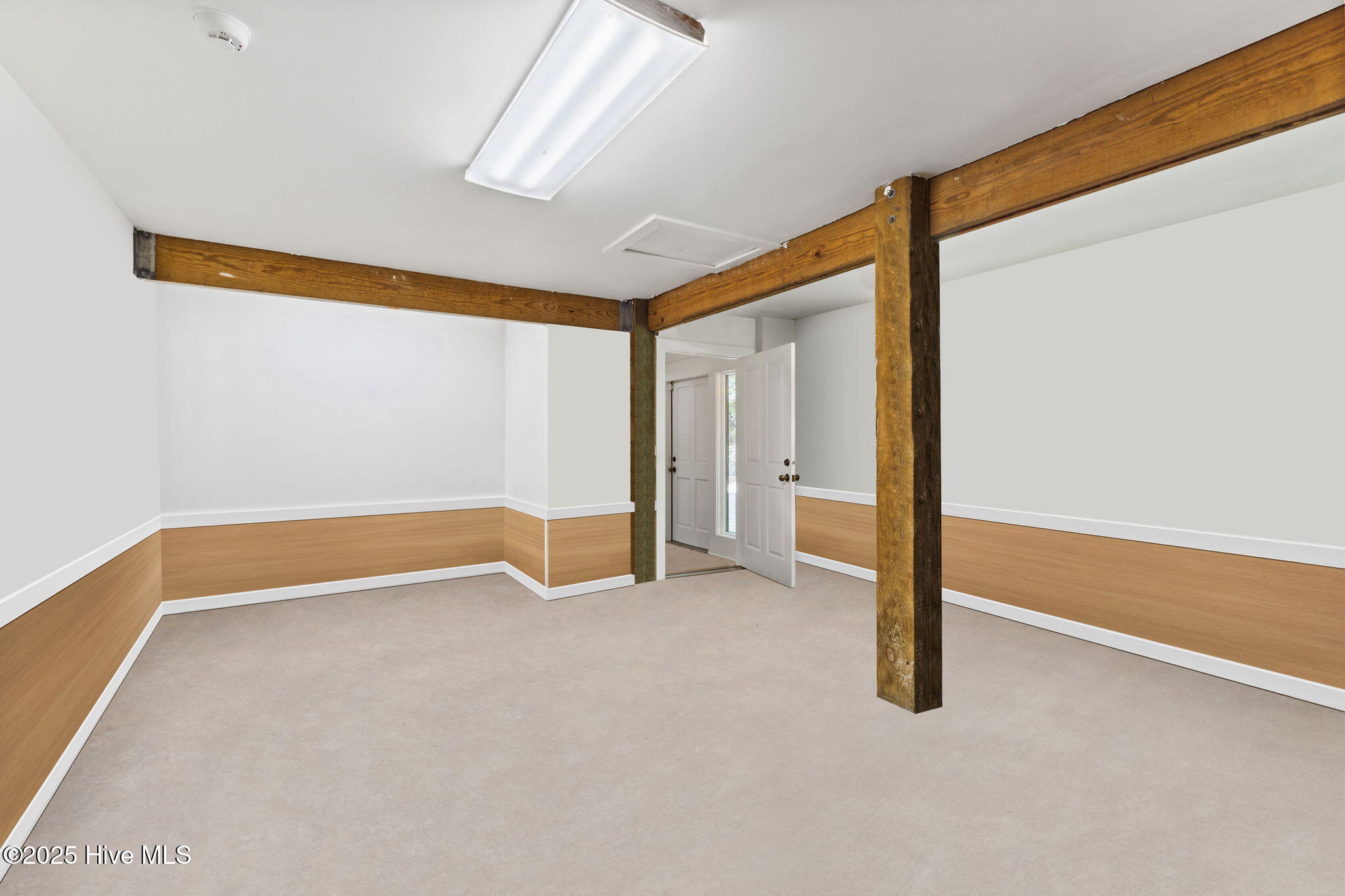 100501952 | Photo 68