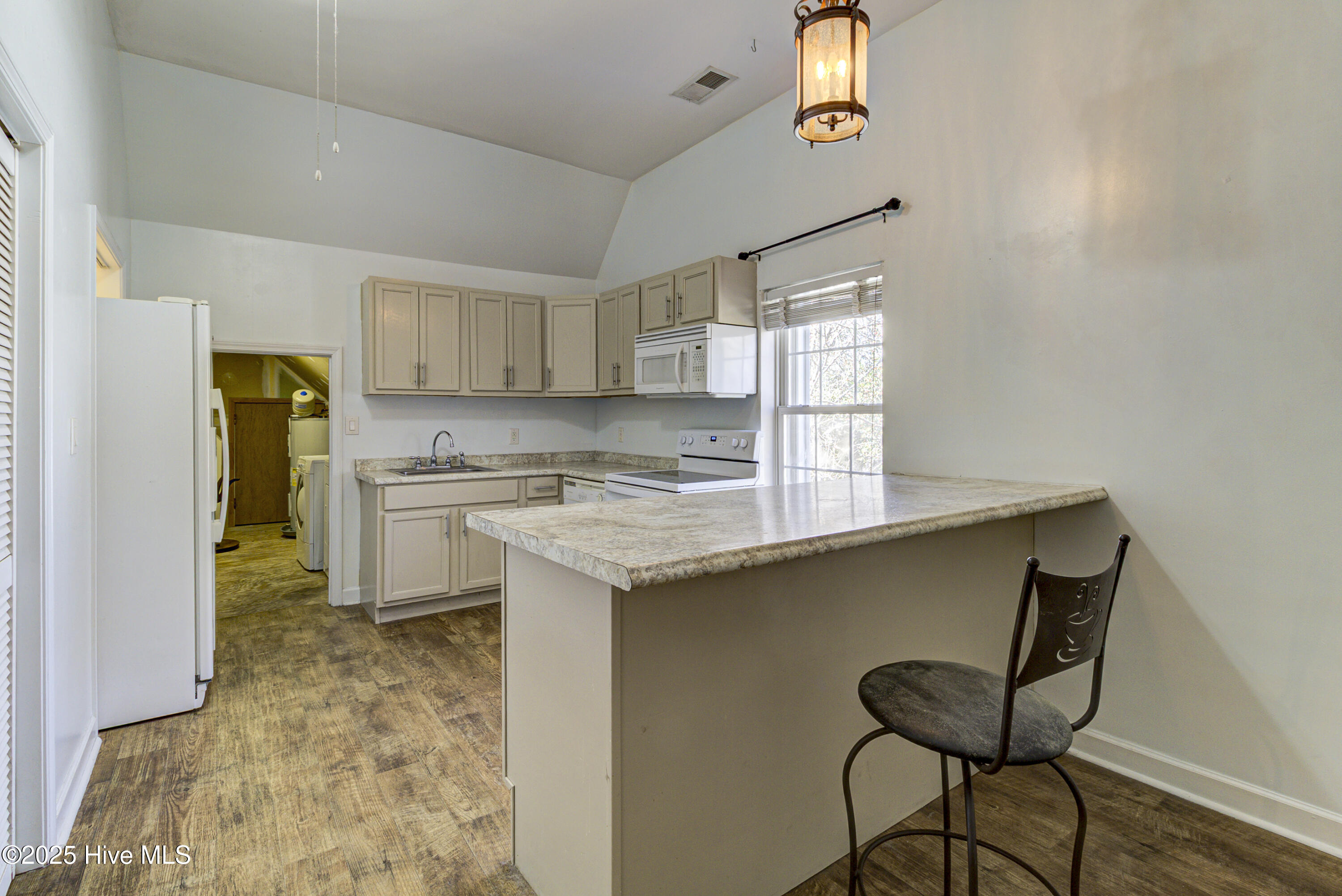 Shirley Johnson - MLS Number: 100576897