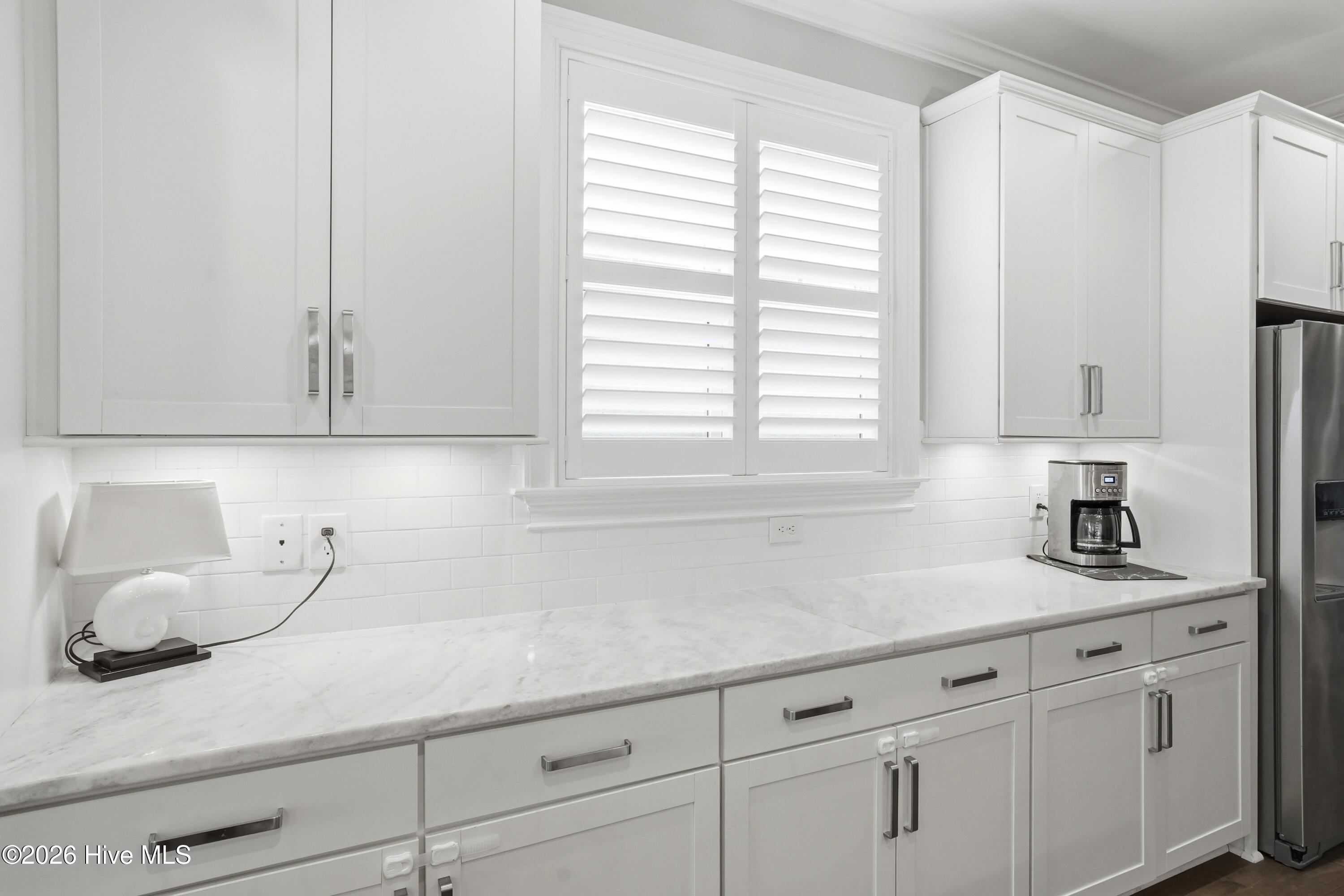 100561469 | Photo 18