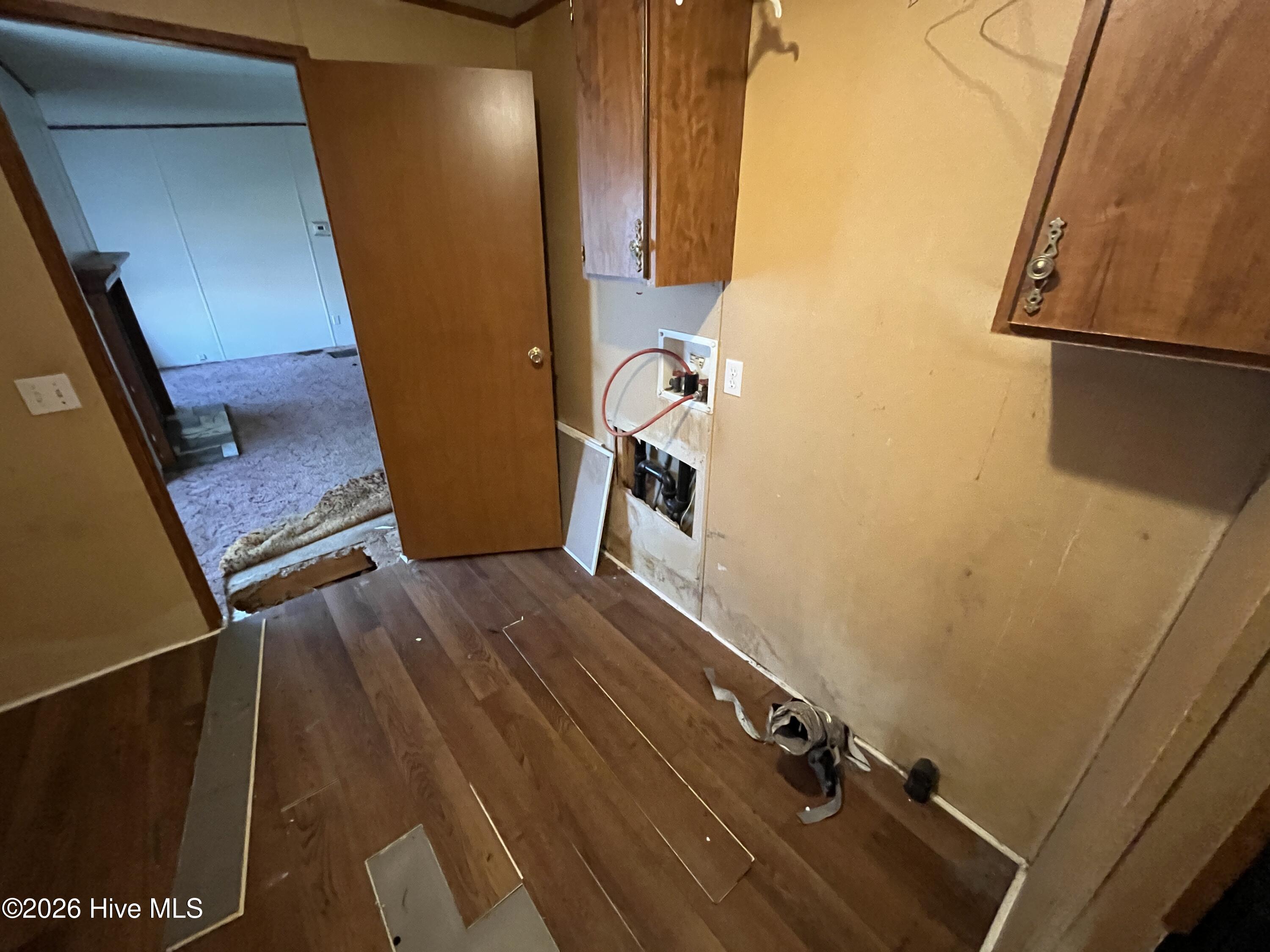 100568963 | Photo 26