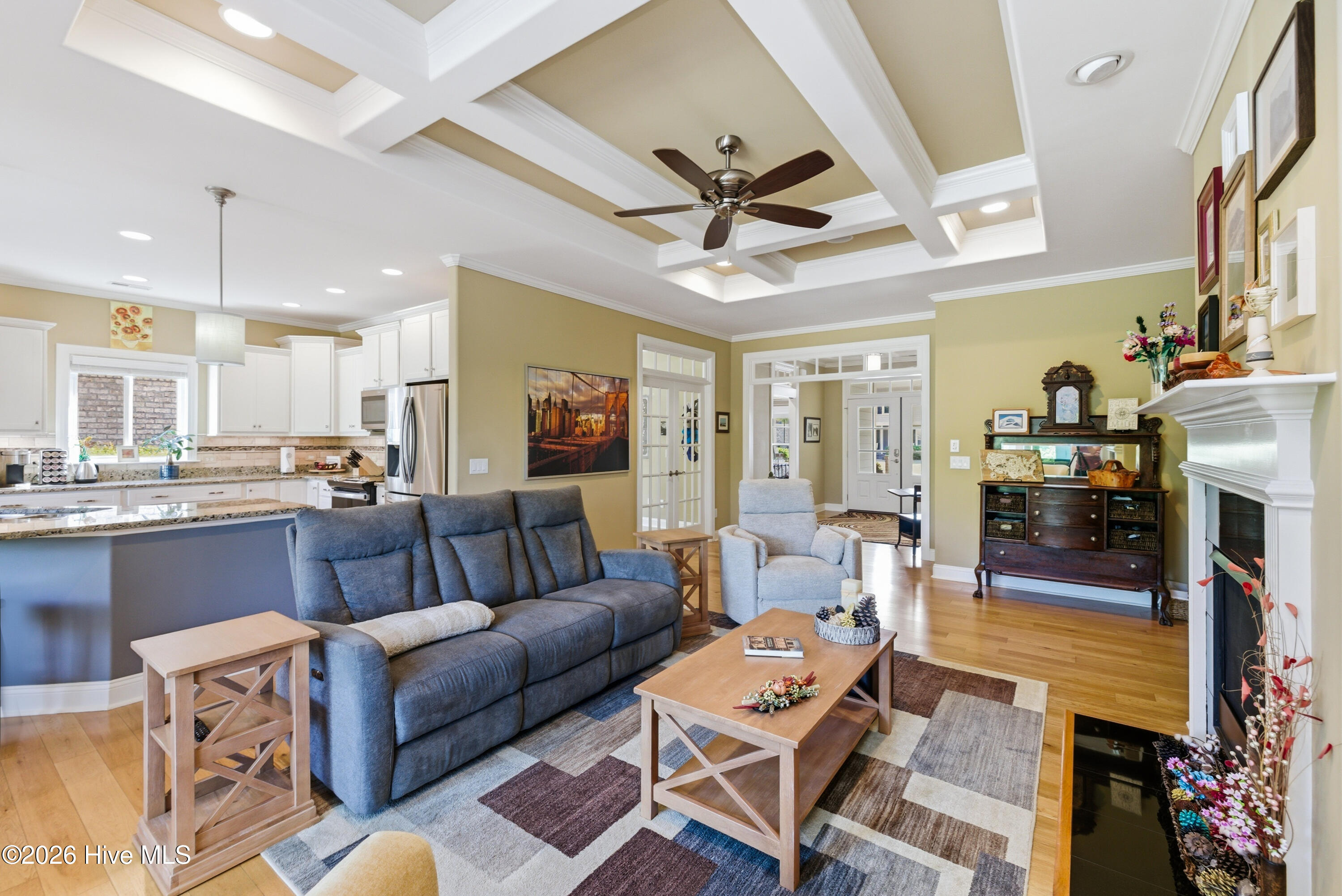 100570456 | Photo 10