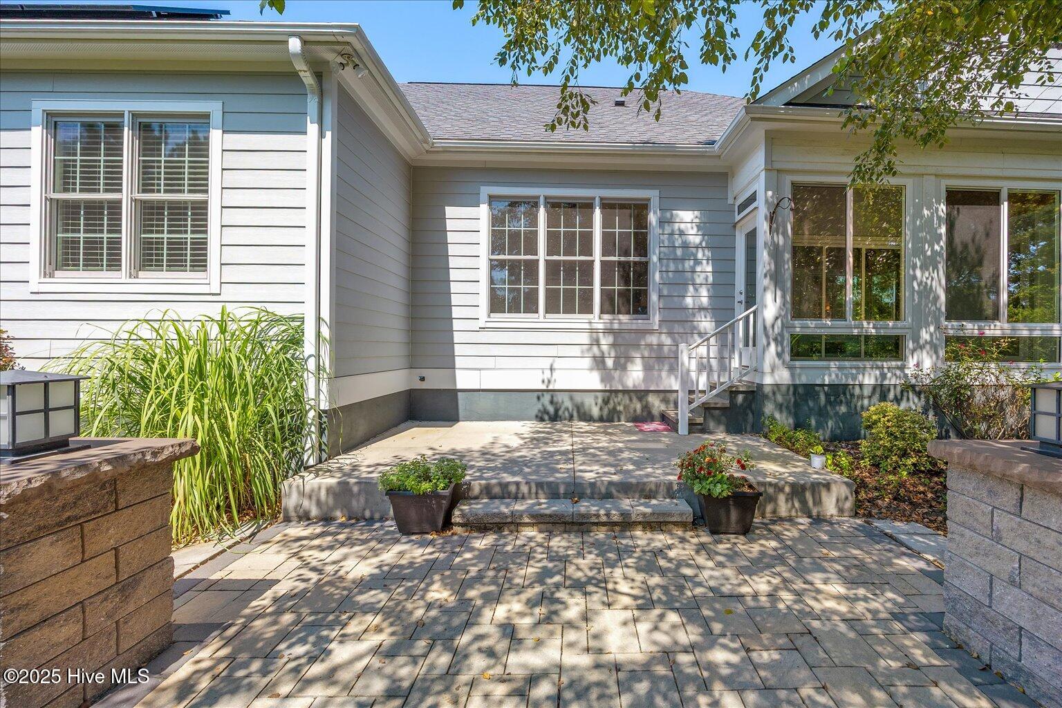 100529543 | Photo 41