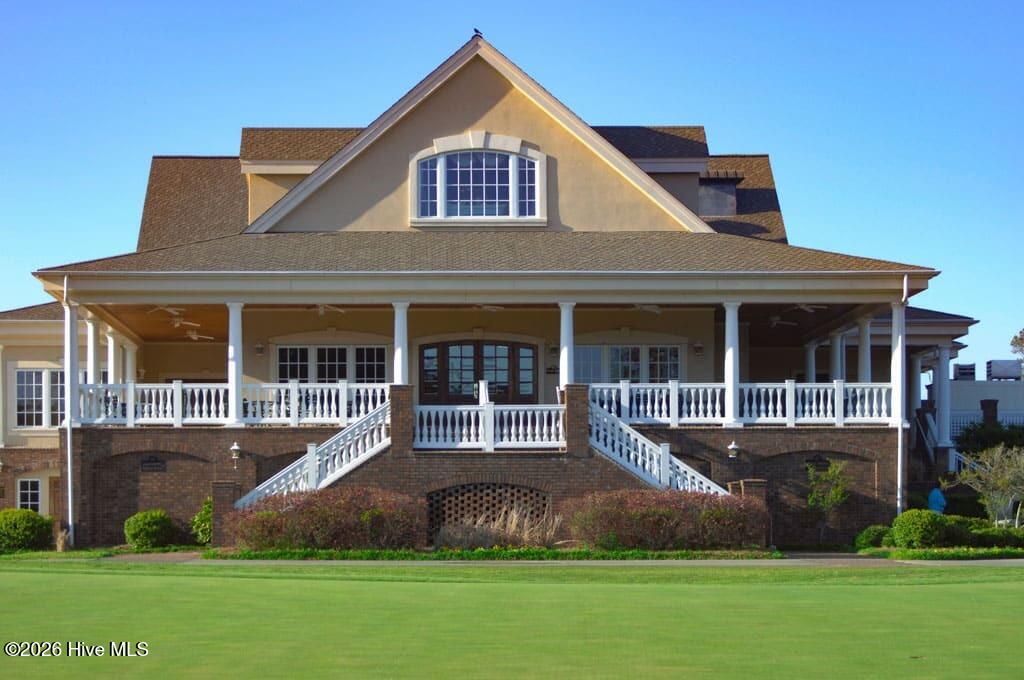 100558482 | Photo 101