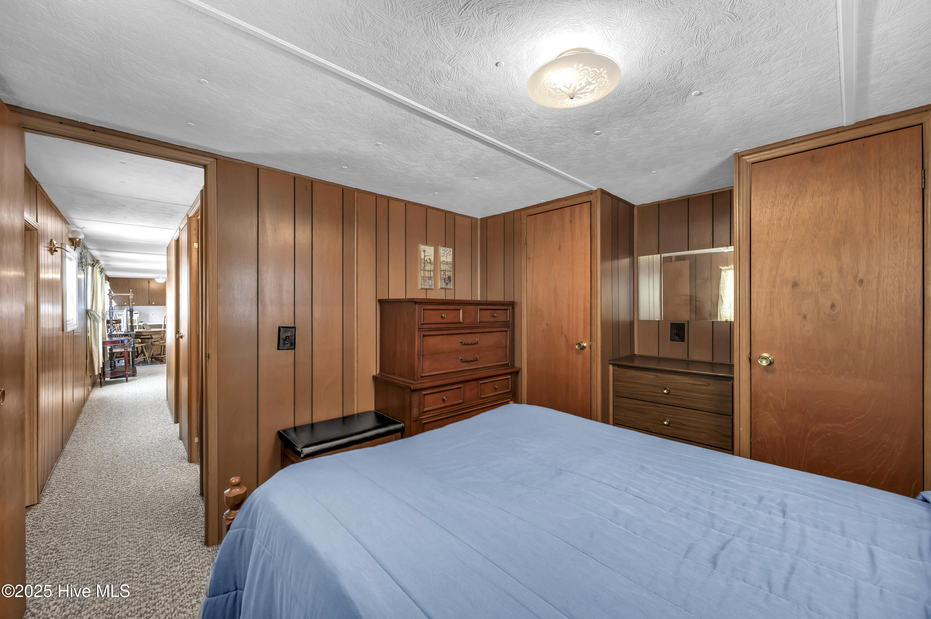 100520708 | Photo 15