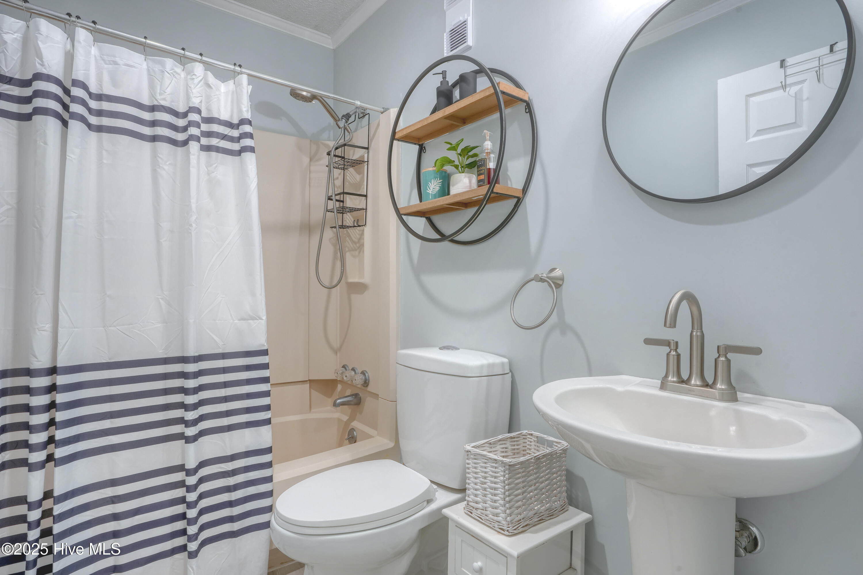 100511229 | Photo 20