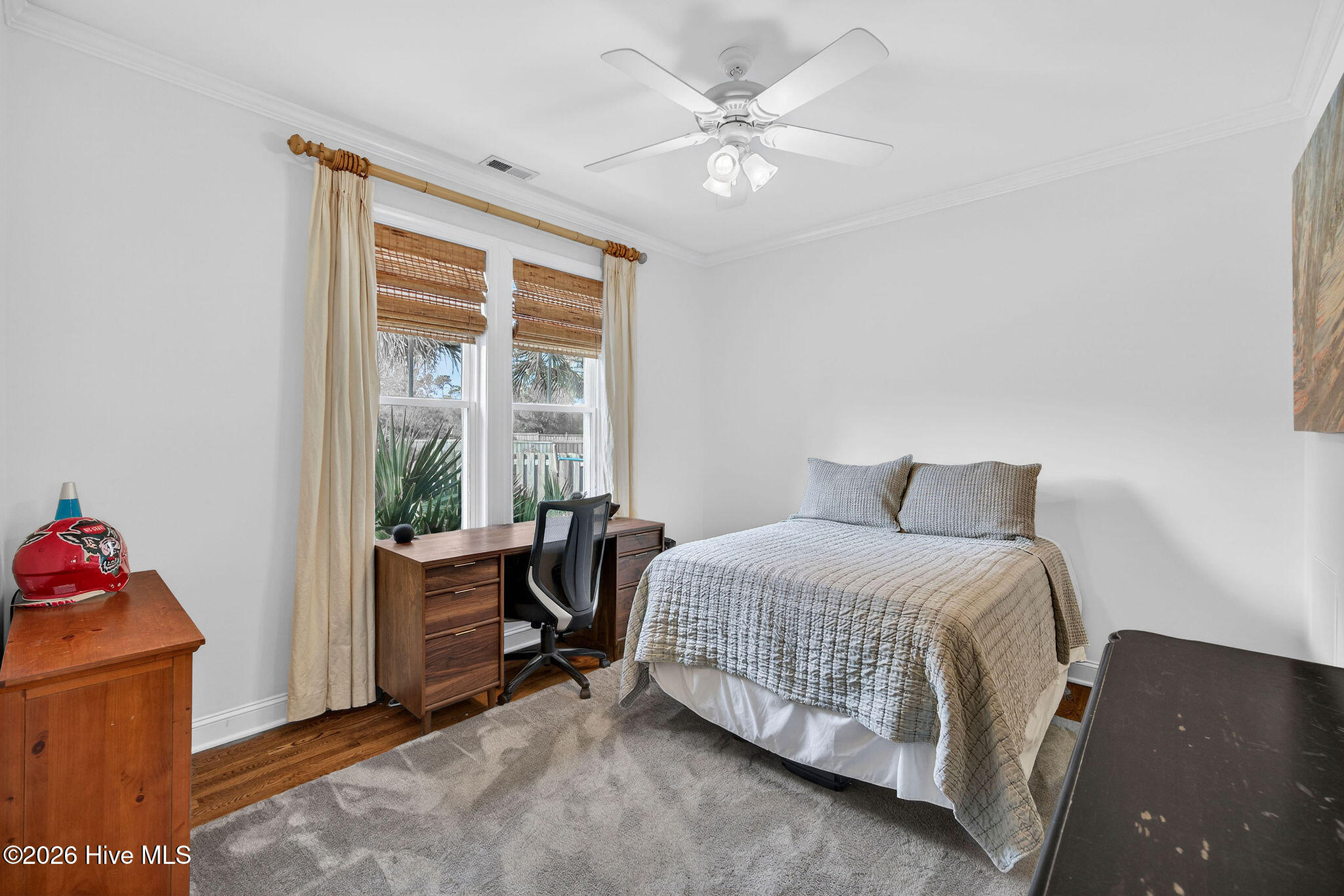 100551466 | Photo 30