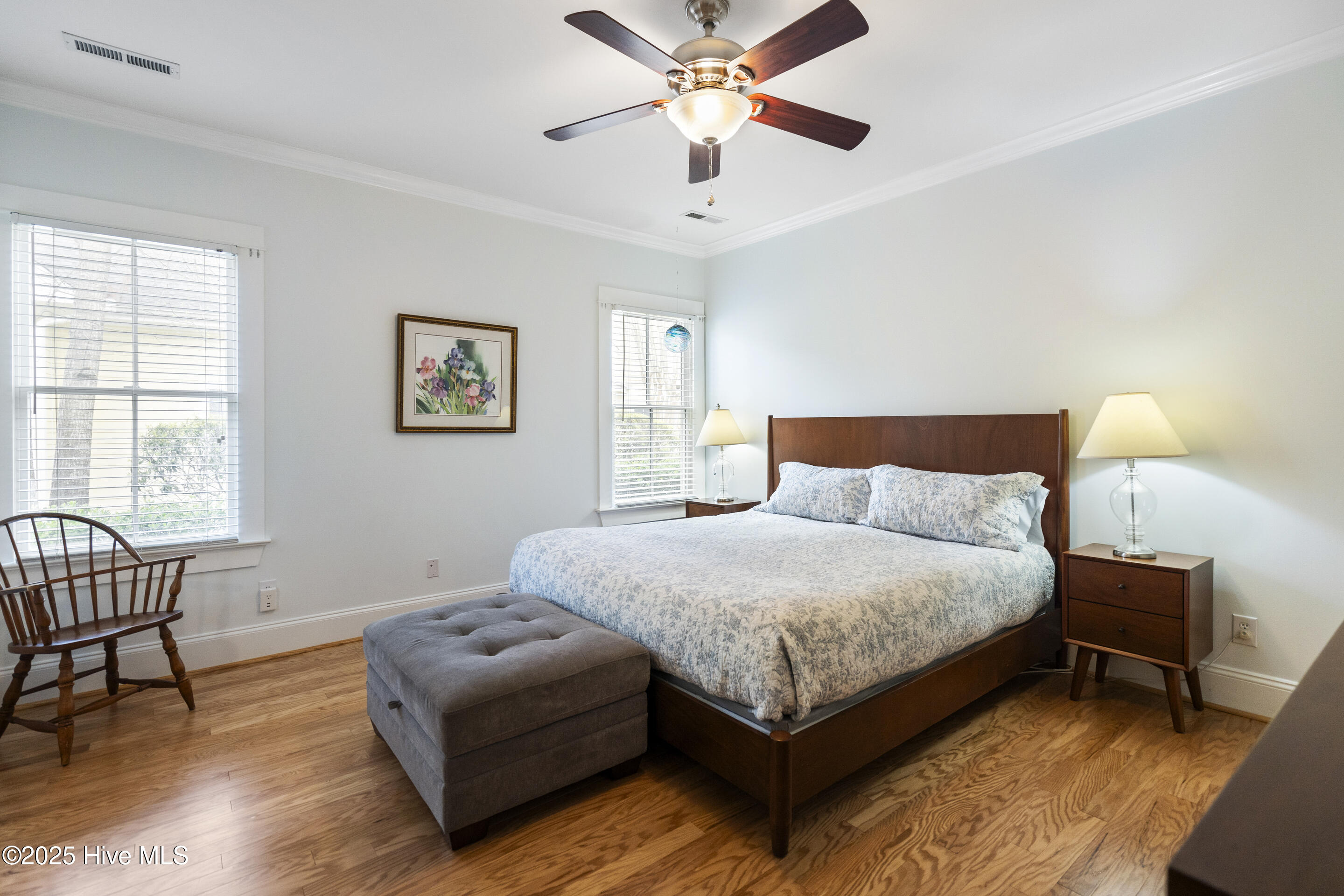 100545789 | Photo 21