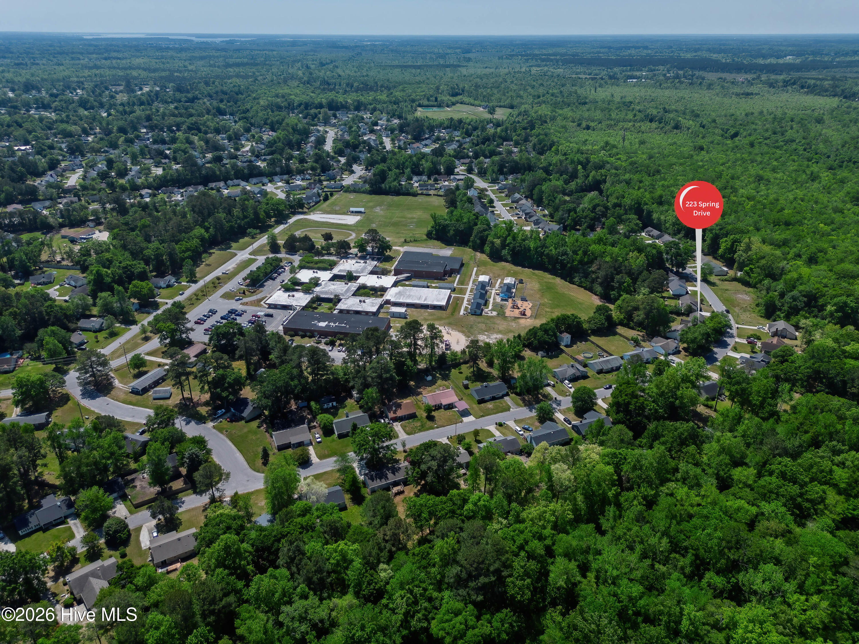 100568106 | Photo 75