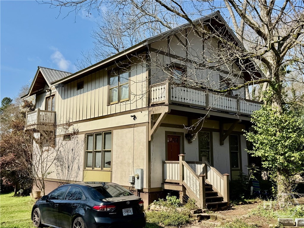 169 Vine Street