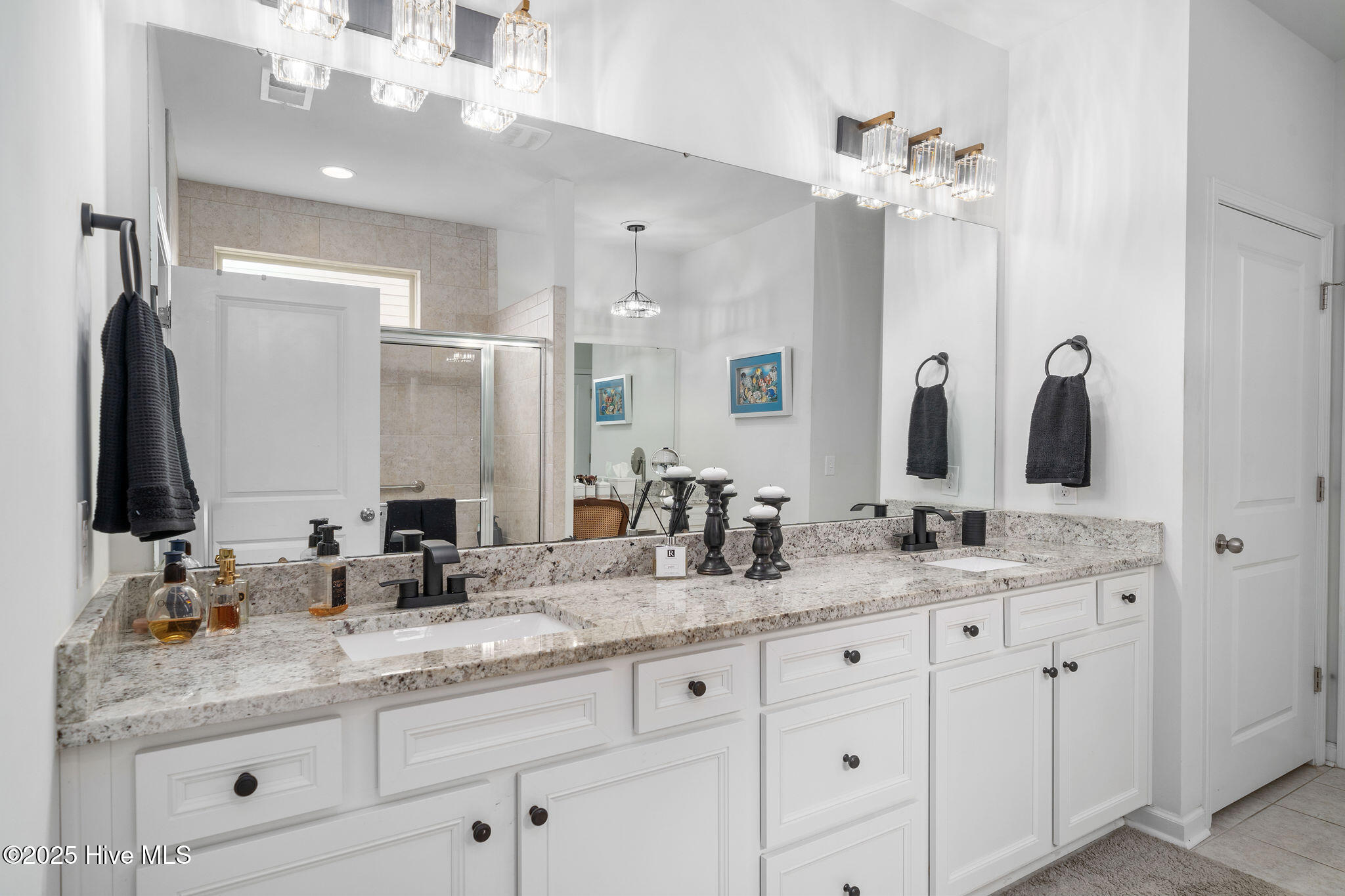 100522757 | Photo 29