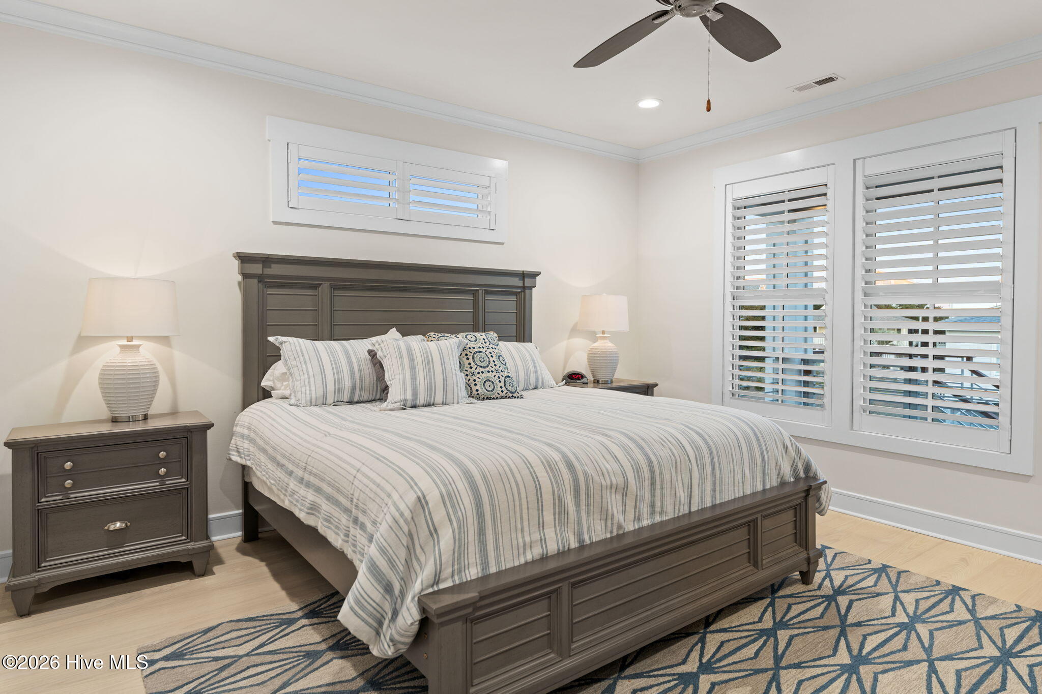 100550371 | Photo 31