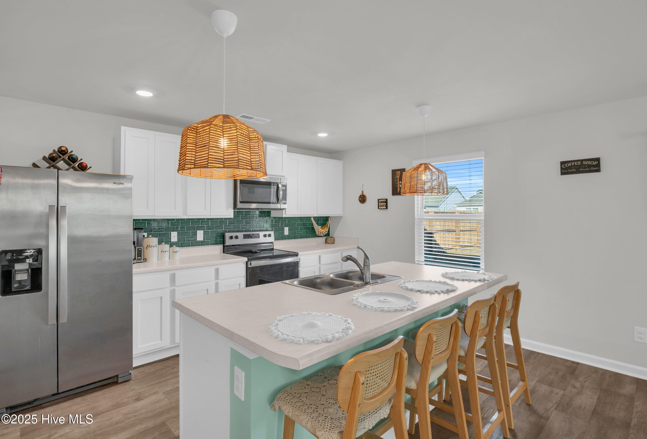 100543422 | Photo 13