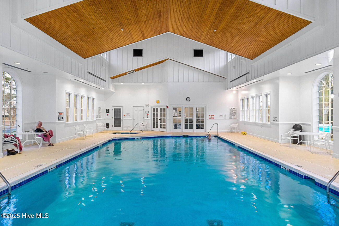 100544952 | Photo 76