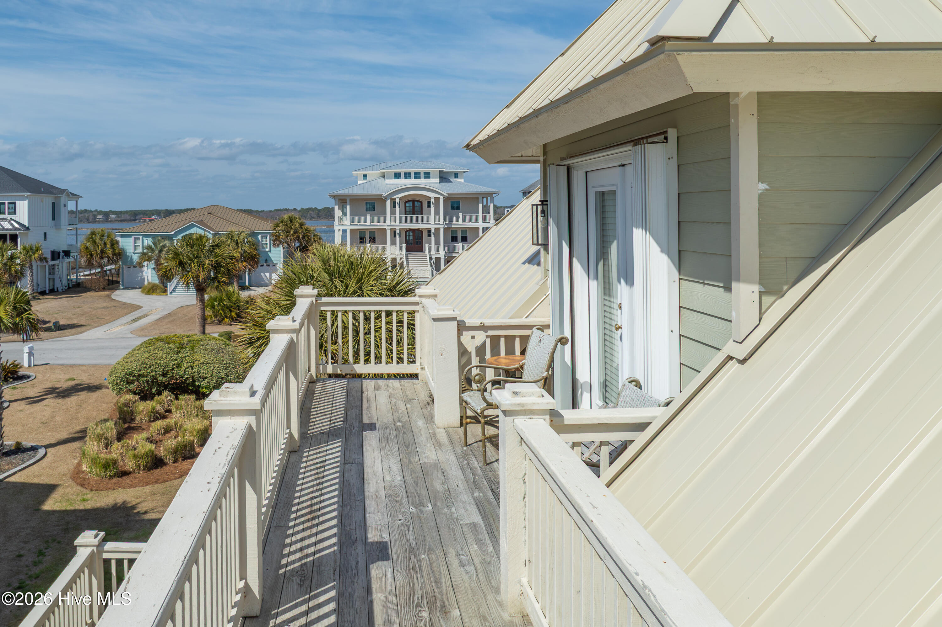 100558828 | Photo 30