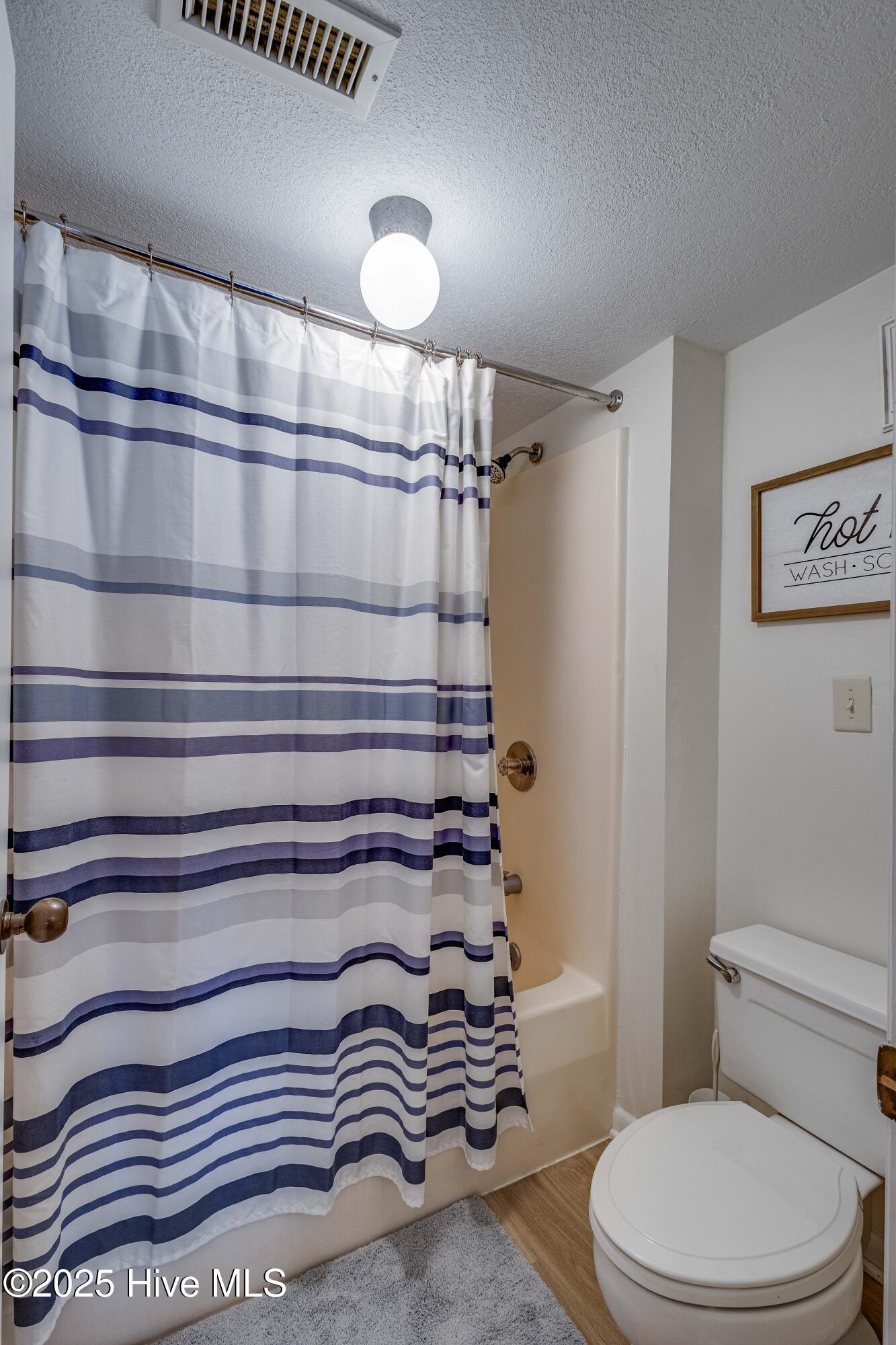 100494950 | Photo 19