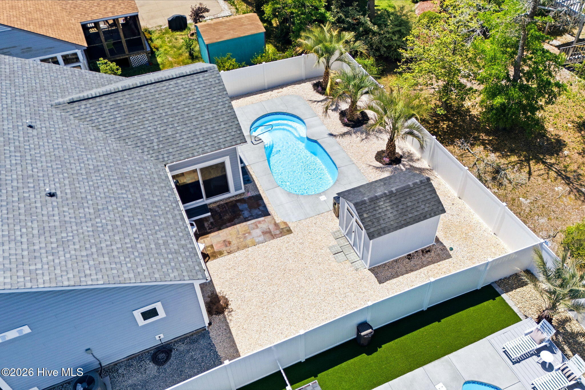 121 NW 12th Street, Oak Island, NC, 28465