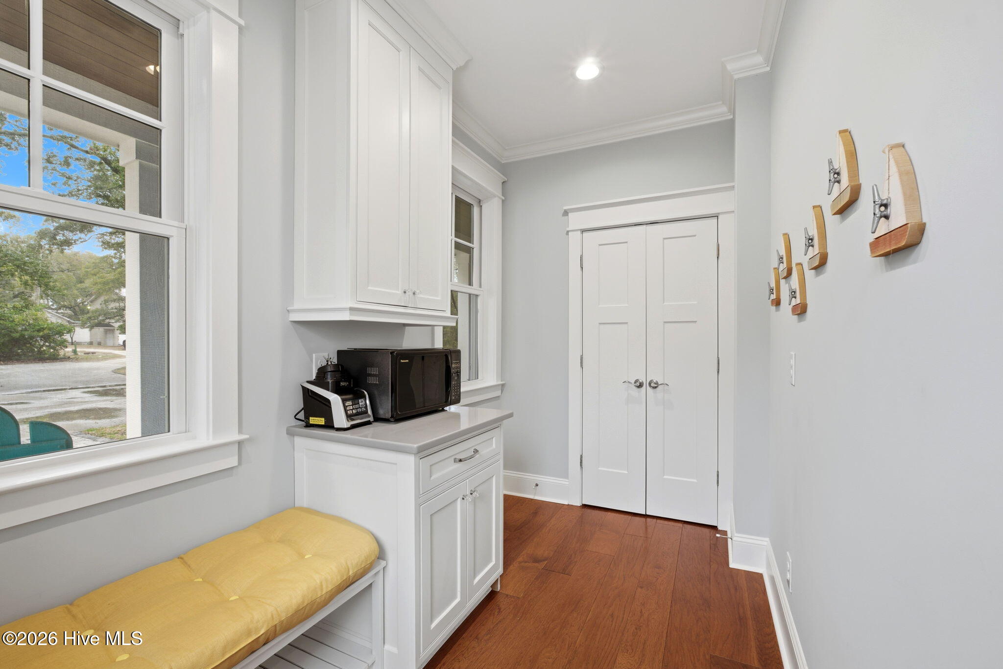 100553836 | Photo 44