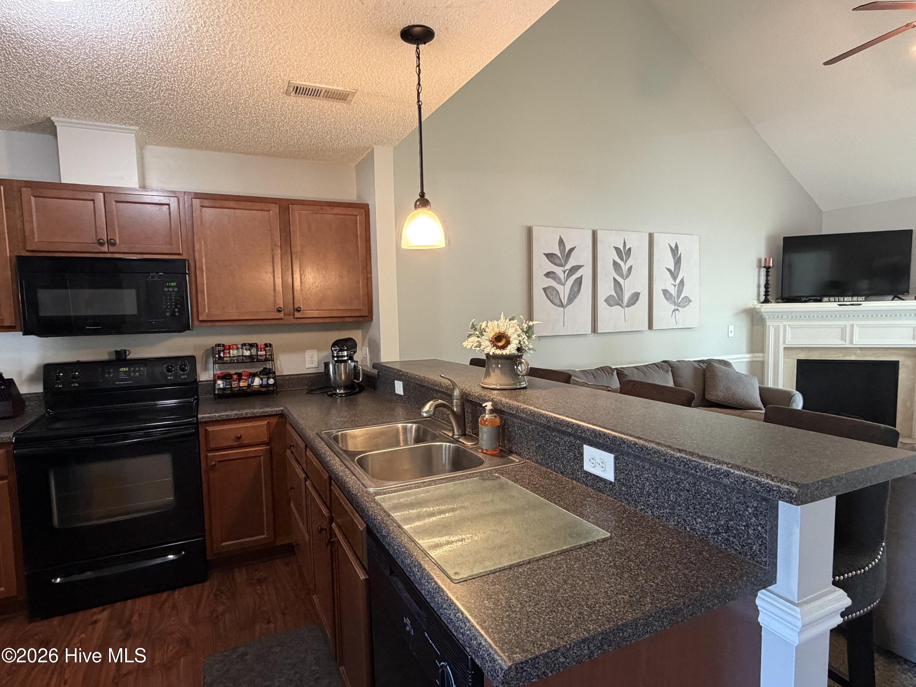 Homes for sale in Winterville, NC | 2333 Sadler Dr #B, Winterville, NC 28590 | MLS# 100574588