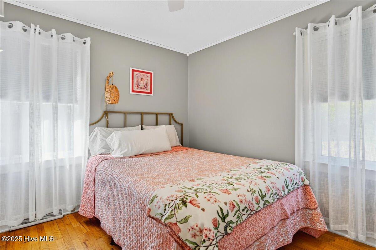 100532606 | Photo 18