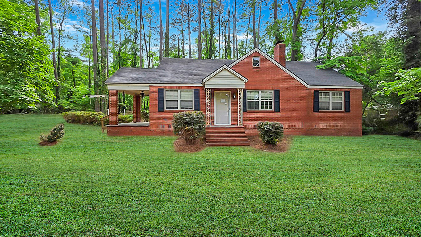 Photo 3 of Single family home for sale at 819 Hillcrest Dr, Thomson, GA 30824 | MLS# 100603729 | Listing updated on 2026-09-15