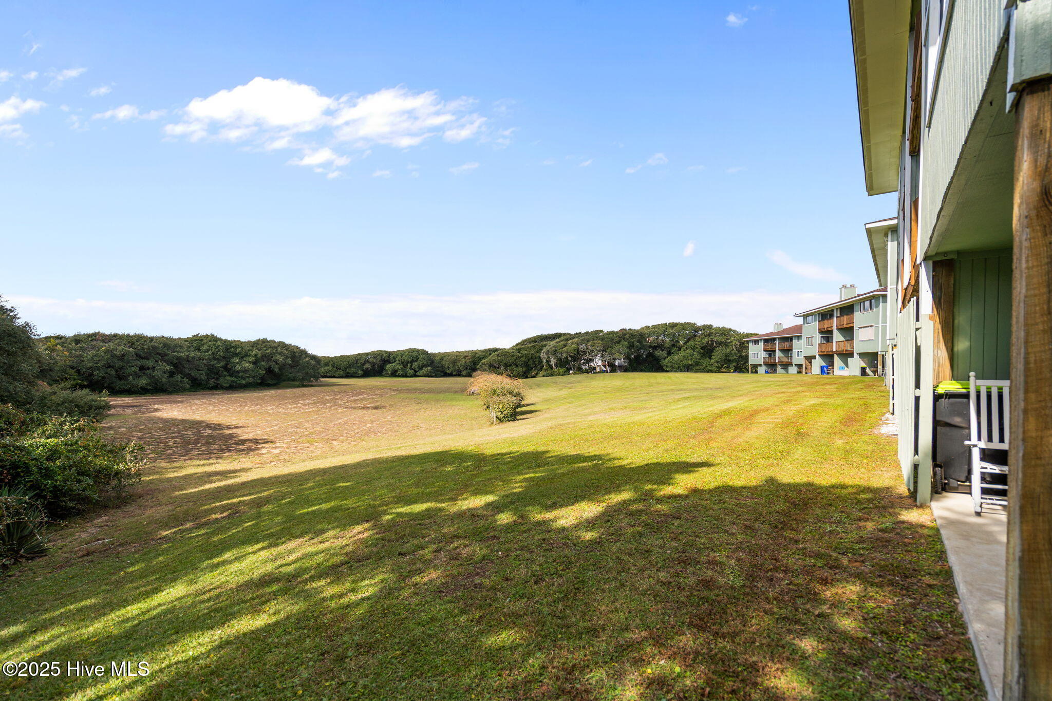 100539622 | Photo 56