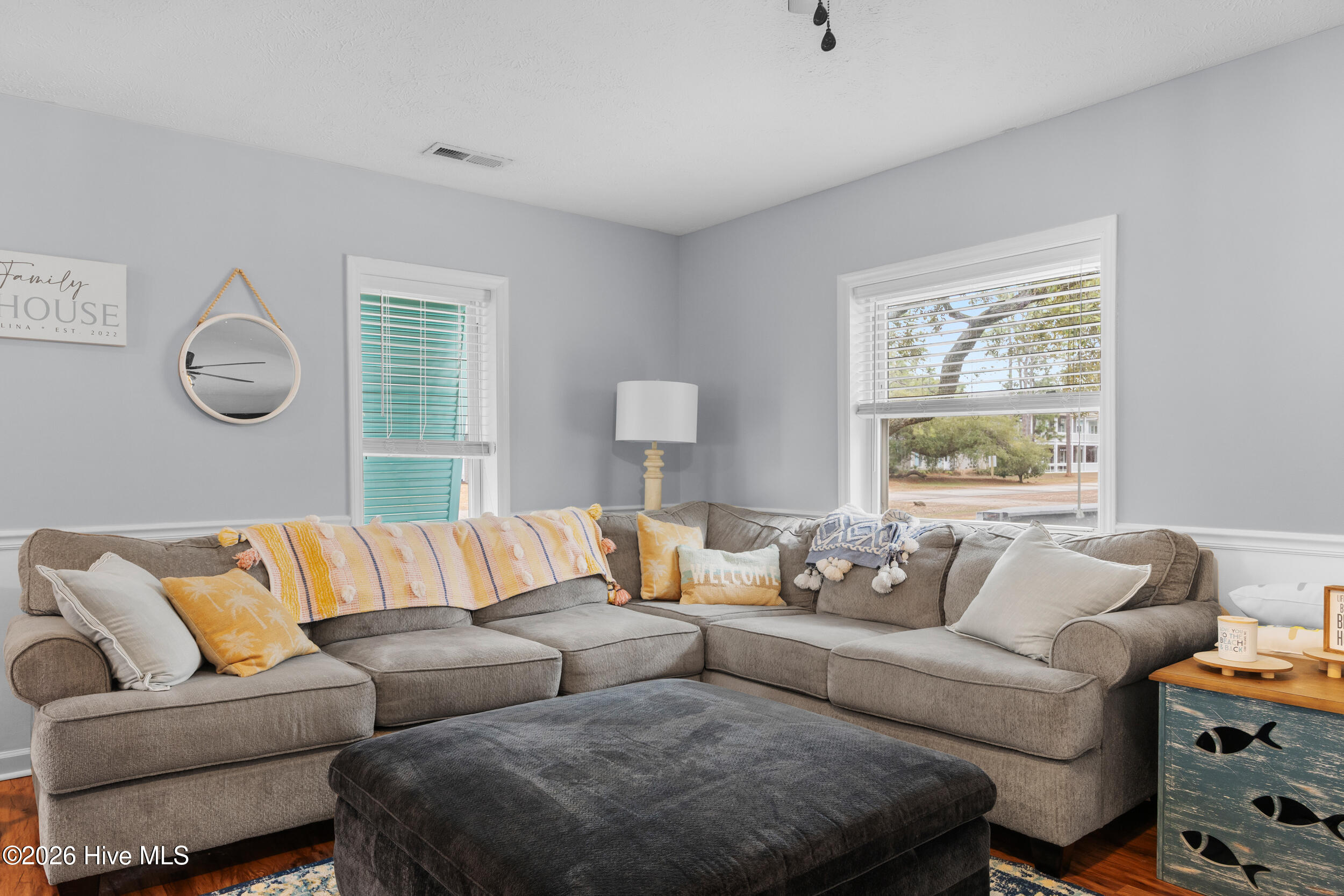 100554331 | Photo 13