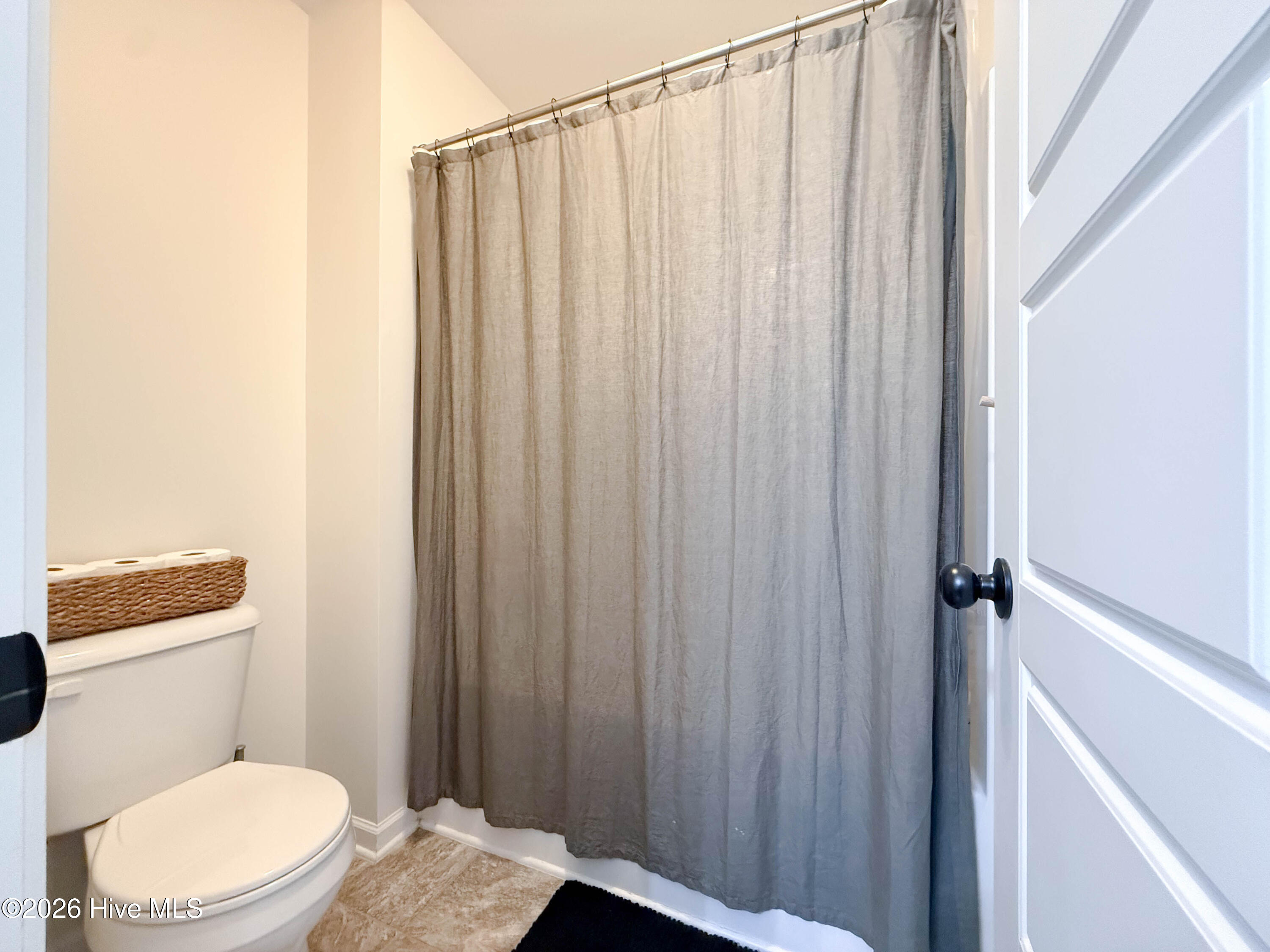 100551828 | Photo 54