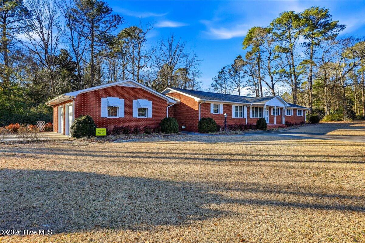 Homes for sale in Pink Hill, NC | 501 N Front St, Pink Hill, NC 28572 | MLS# 100551837