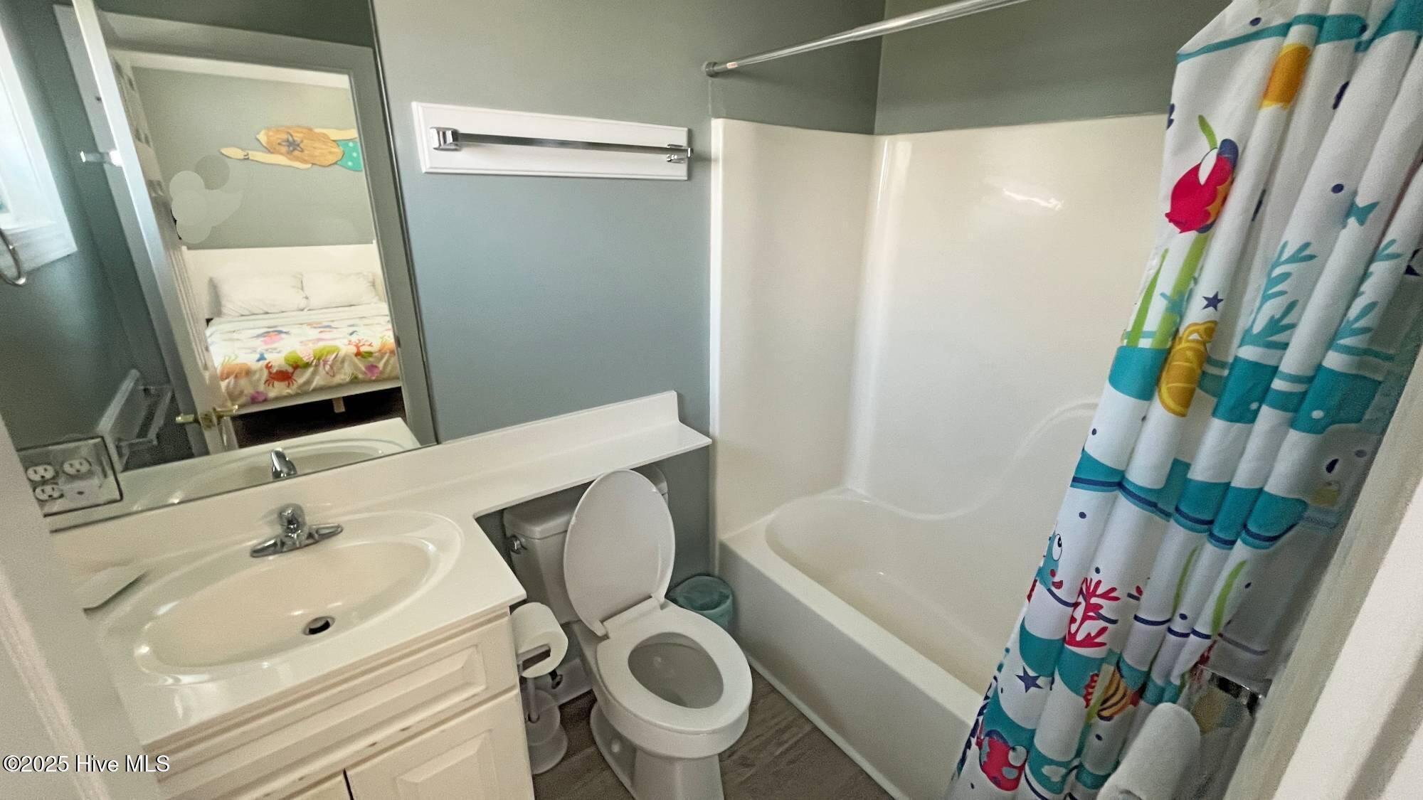 100496686 | Photo 30