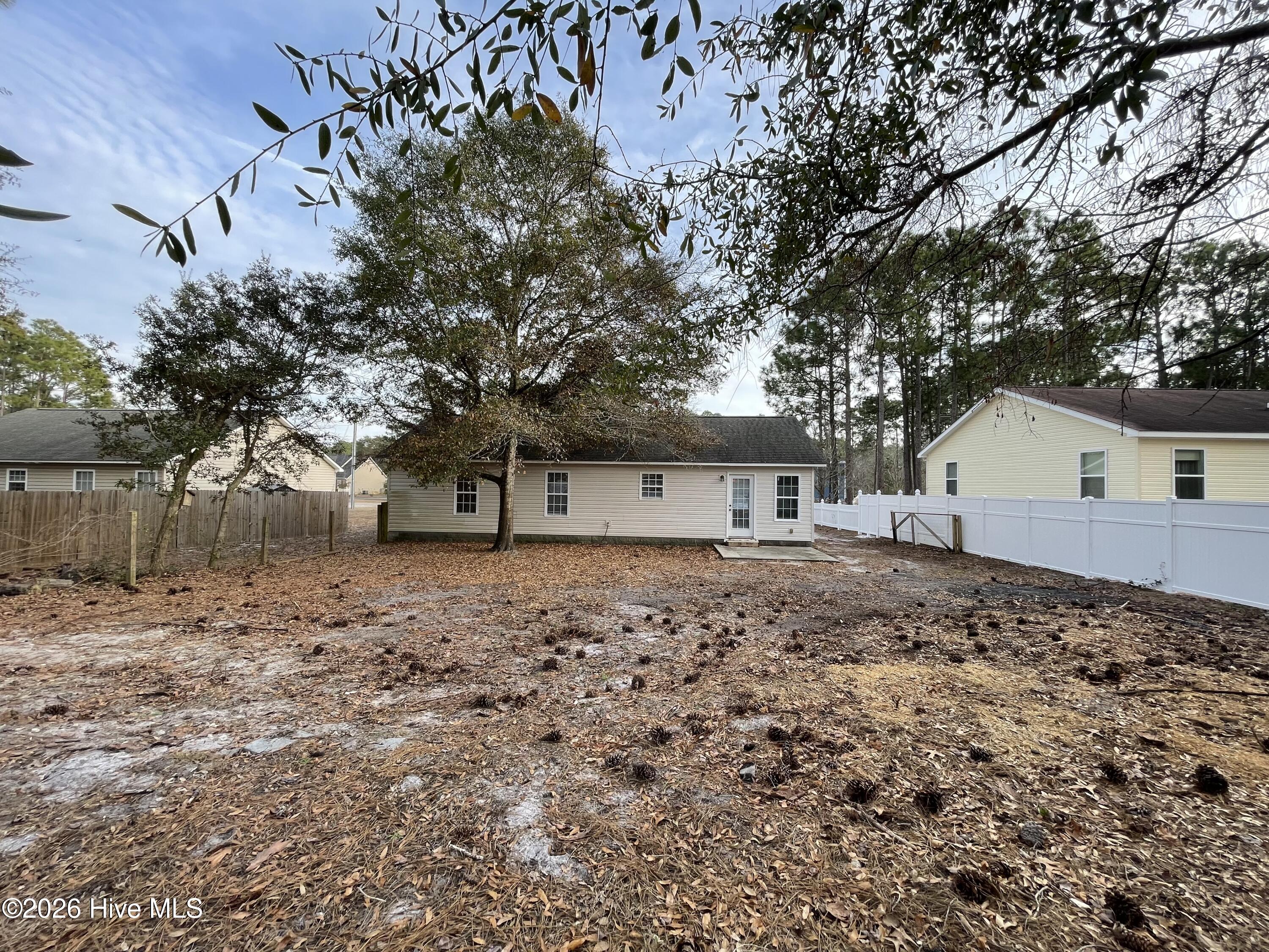 100548174 | Photo 34