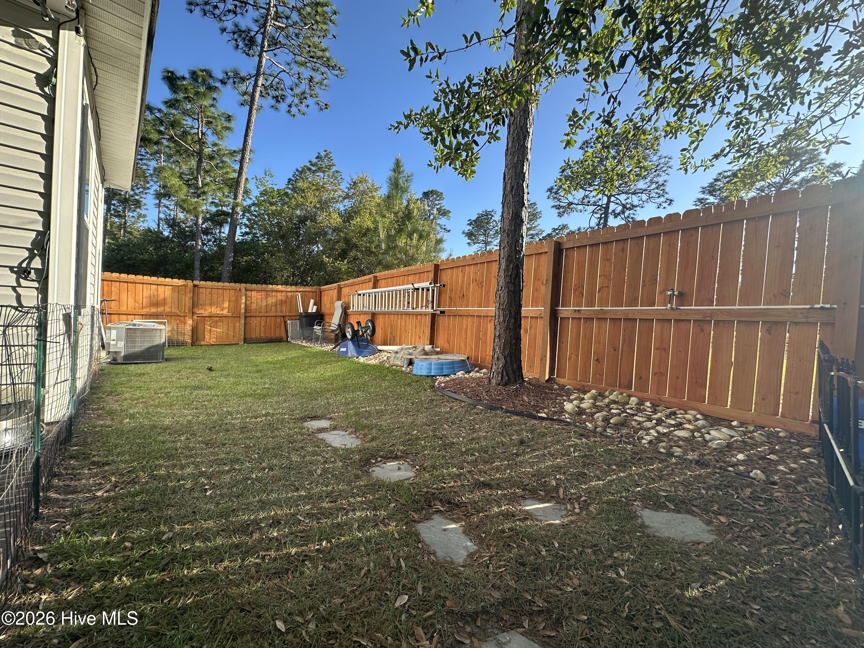 225 Winding Creek Way,Hubert