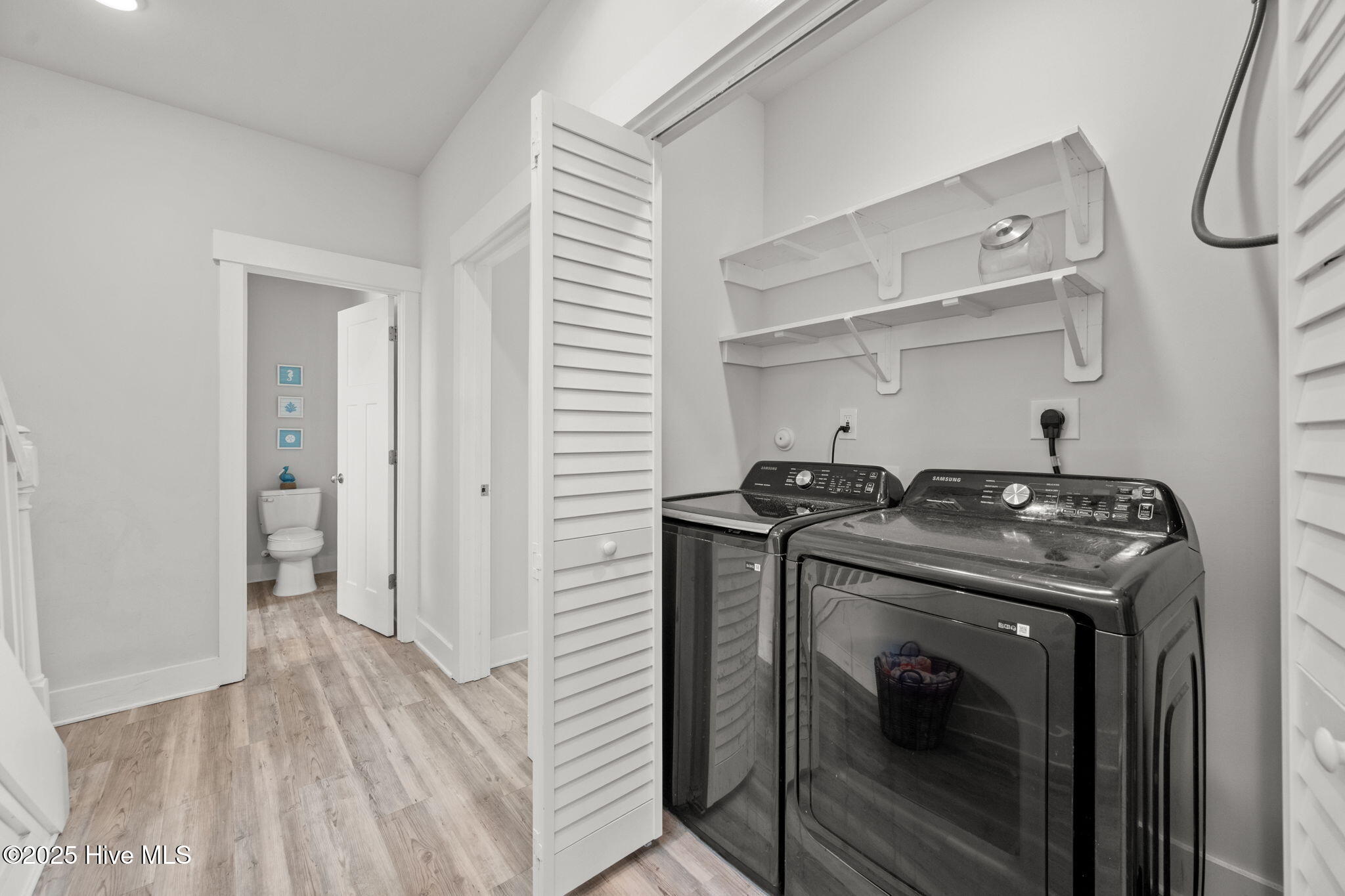 100522252 | Photo 35