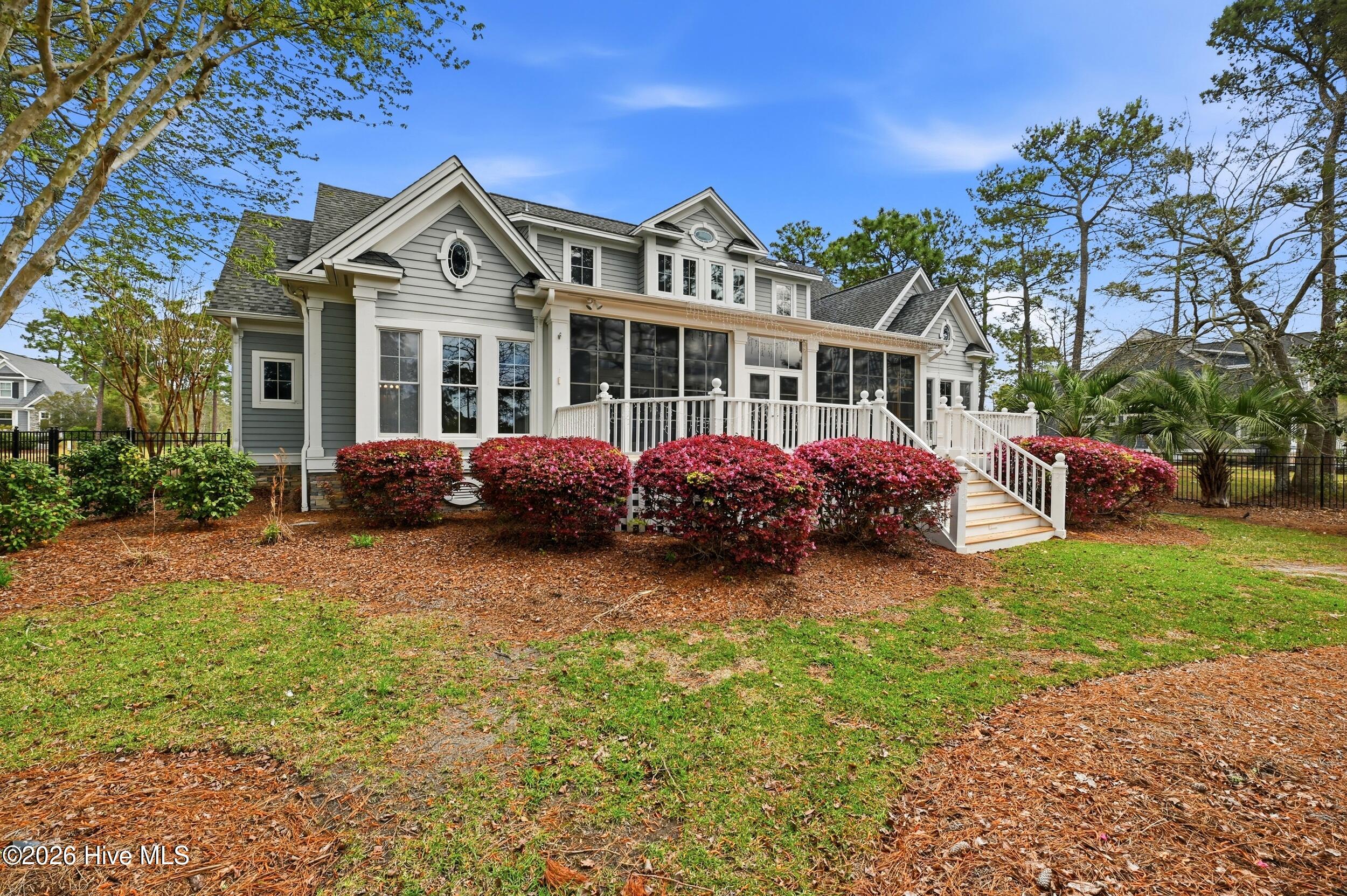 100566380 | Photo 49