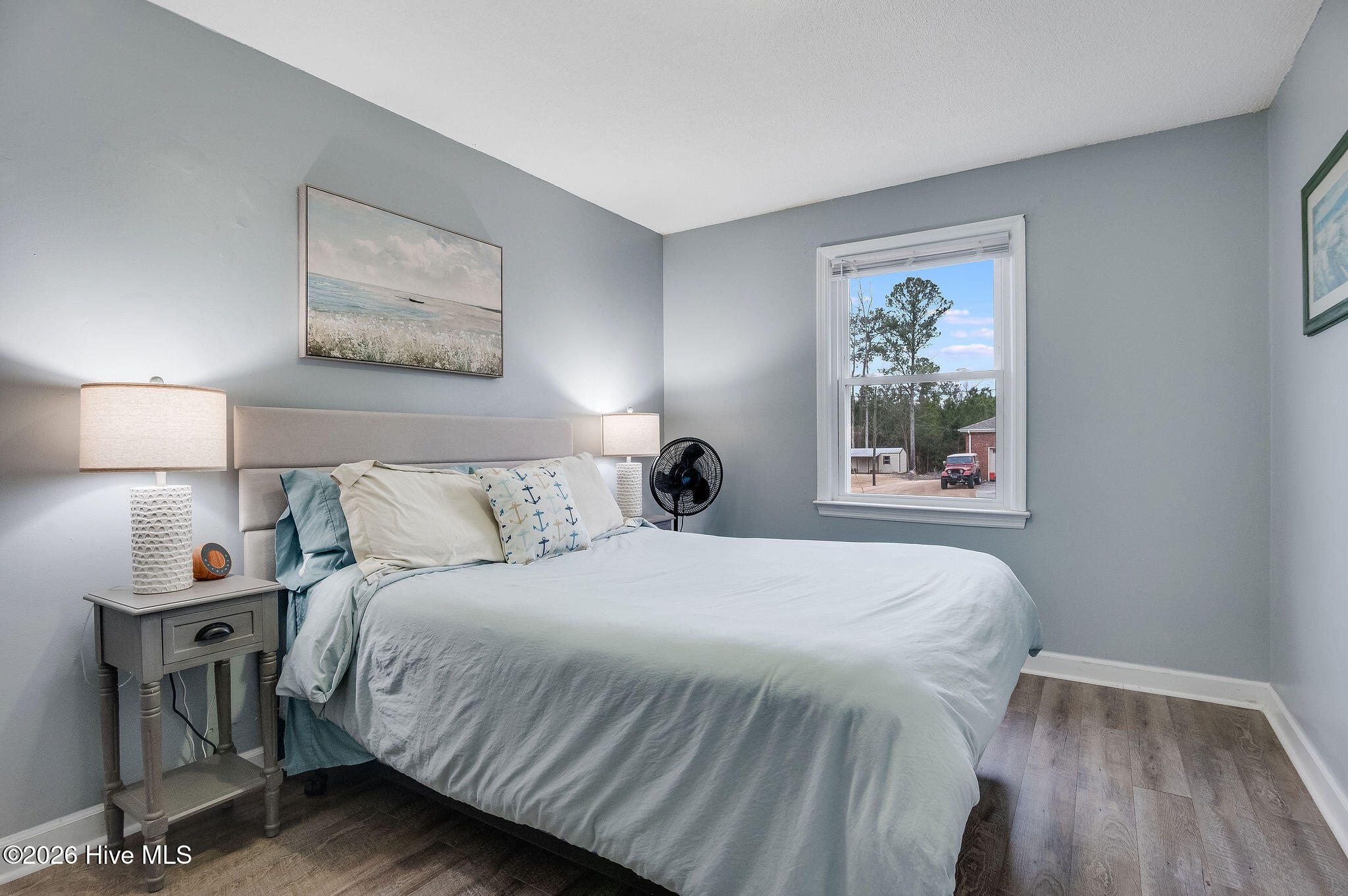 100555937 | Photo 15